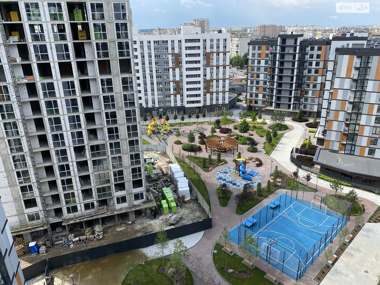 Продається 2-кімнатна квартира 58 кв. м у Вишневому, вул. Європейська, 32/1Б - фото 1
