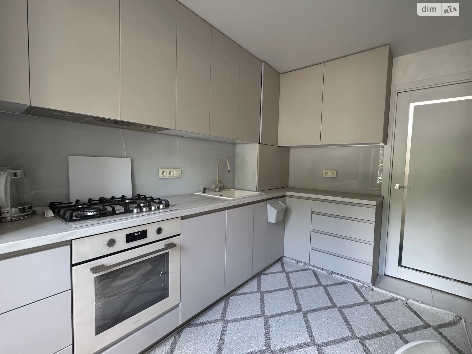Продается 3-комнатная квартира 62.3 кв. м в Хмельницком, ул. Прибугская - фото 1