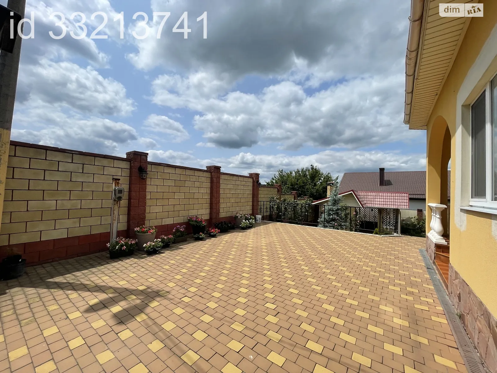 Продается дом на 2 этажа 188 кв. м с мебелью, цена: 160000 $ - фото 1