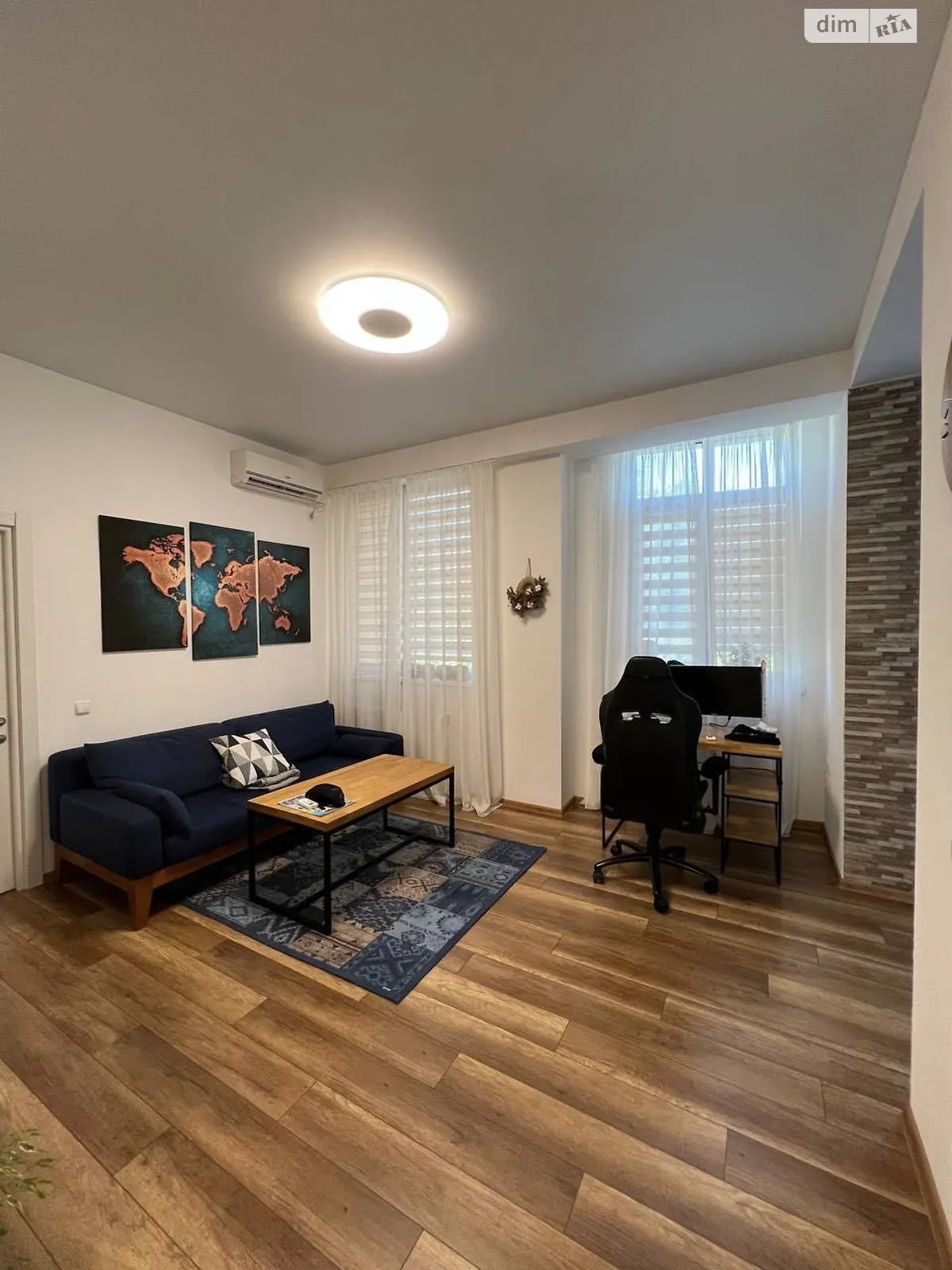 Продается 1-комнатная квартира 67.7 кв. м в Днепре, ул. Евпаторийская, 2Б - фото 1