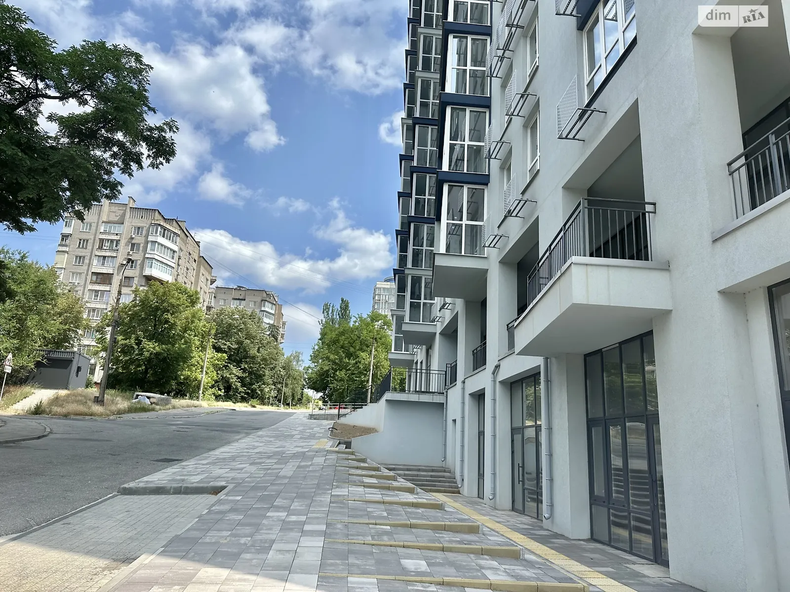 1-комнатная квартира 52.7 кв. м в Запорожье, ул. Тбилисская, 23 - фото 1