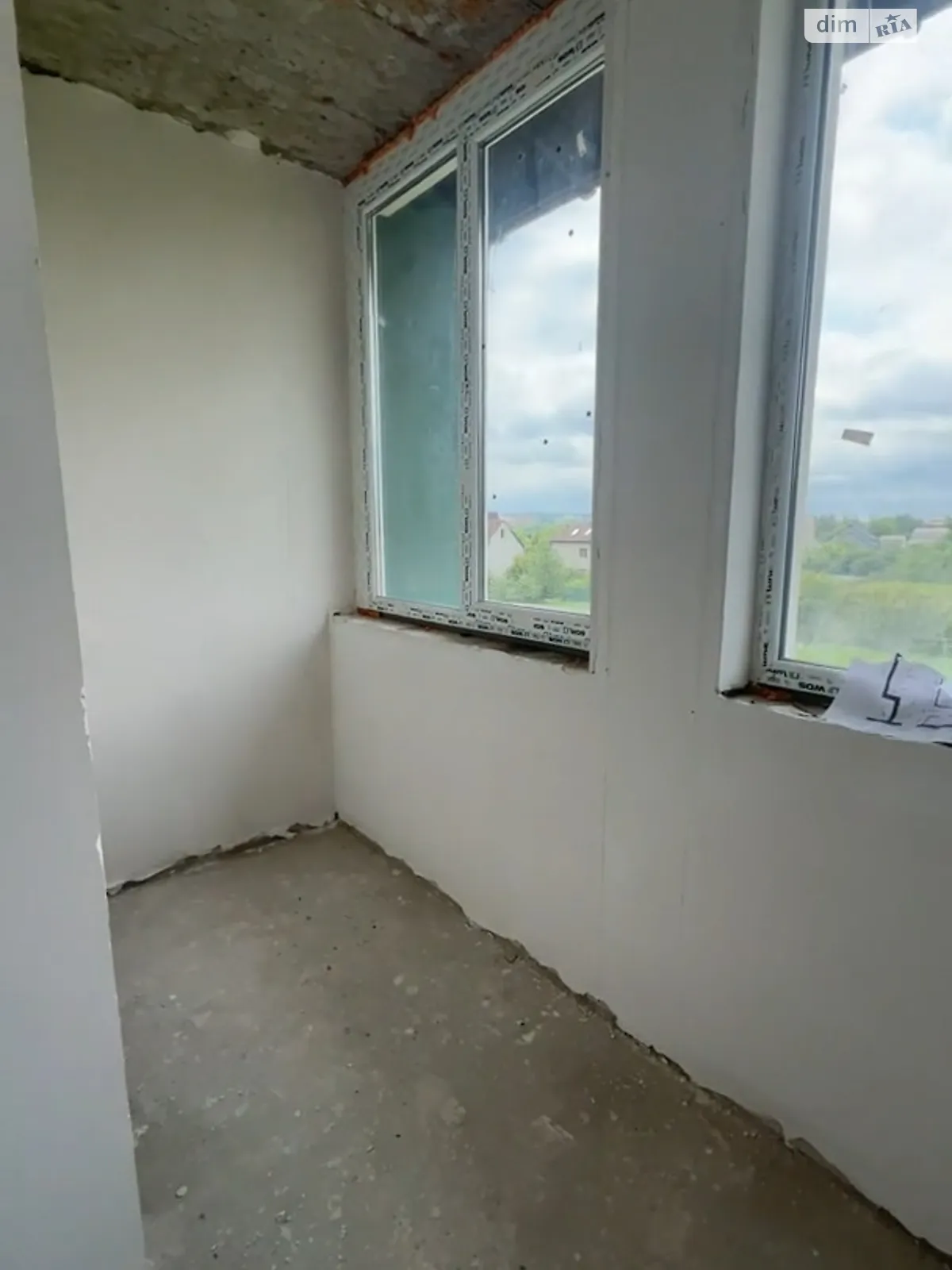 Продается 1-комнатная квартира 50 кв. м в Буче, ул. Яблонская, 4А - фото 1