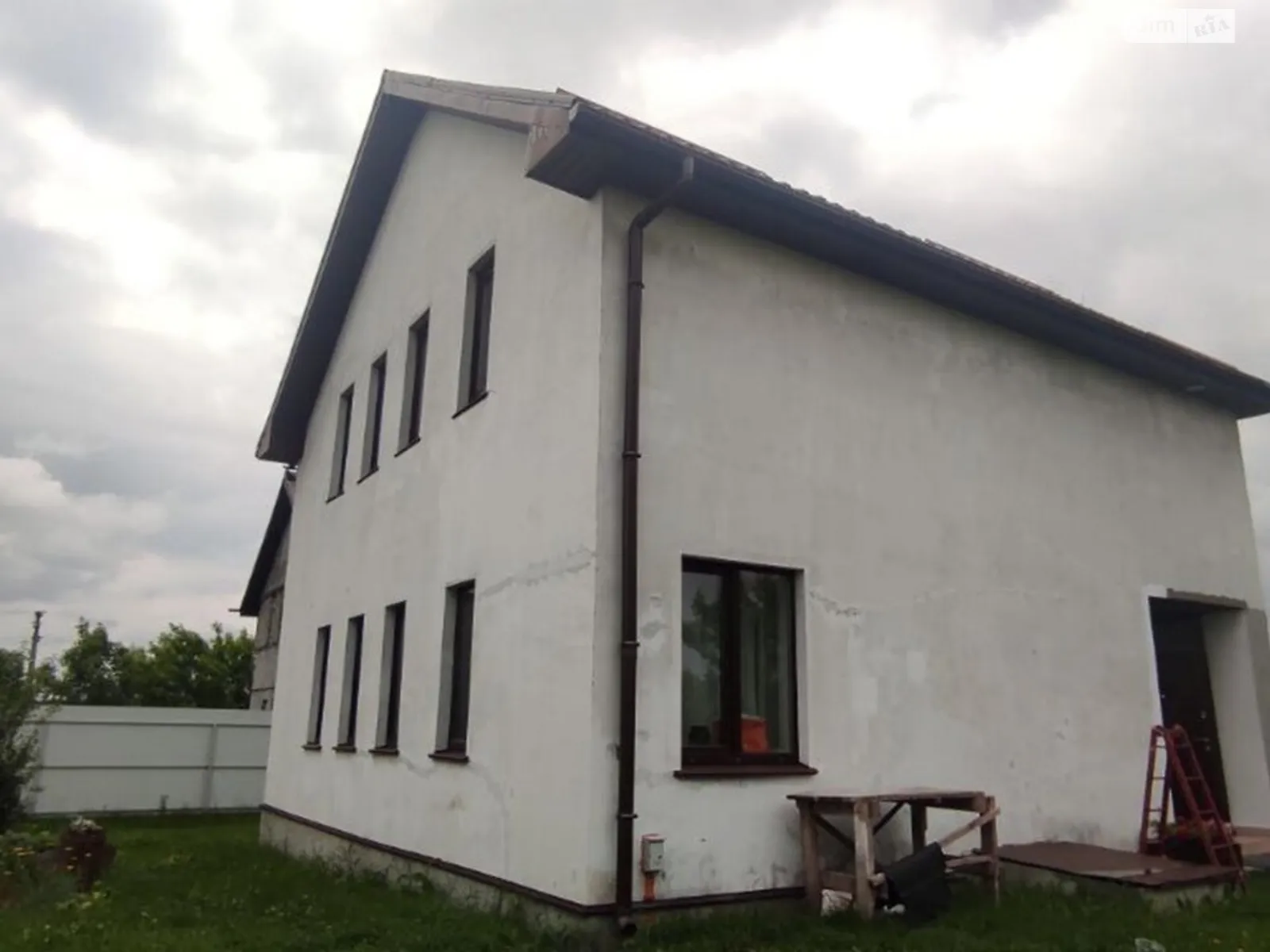 Продается дом на 2 этажа 137 кв. м с балконом, цена: 145000 $ - фото 1