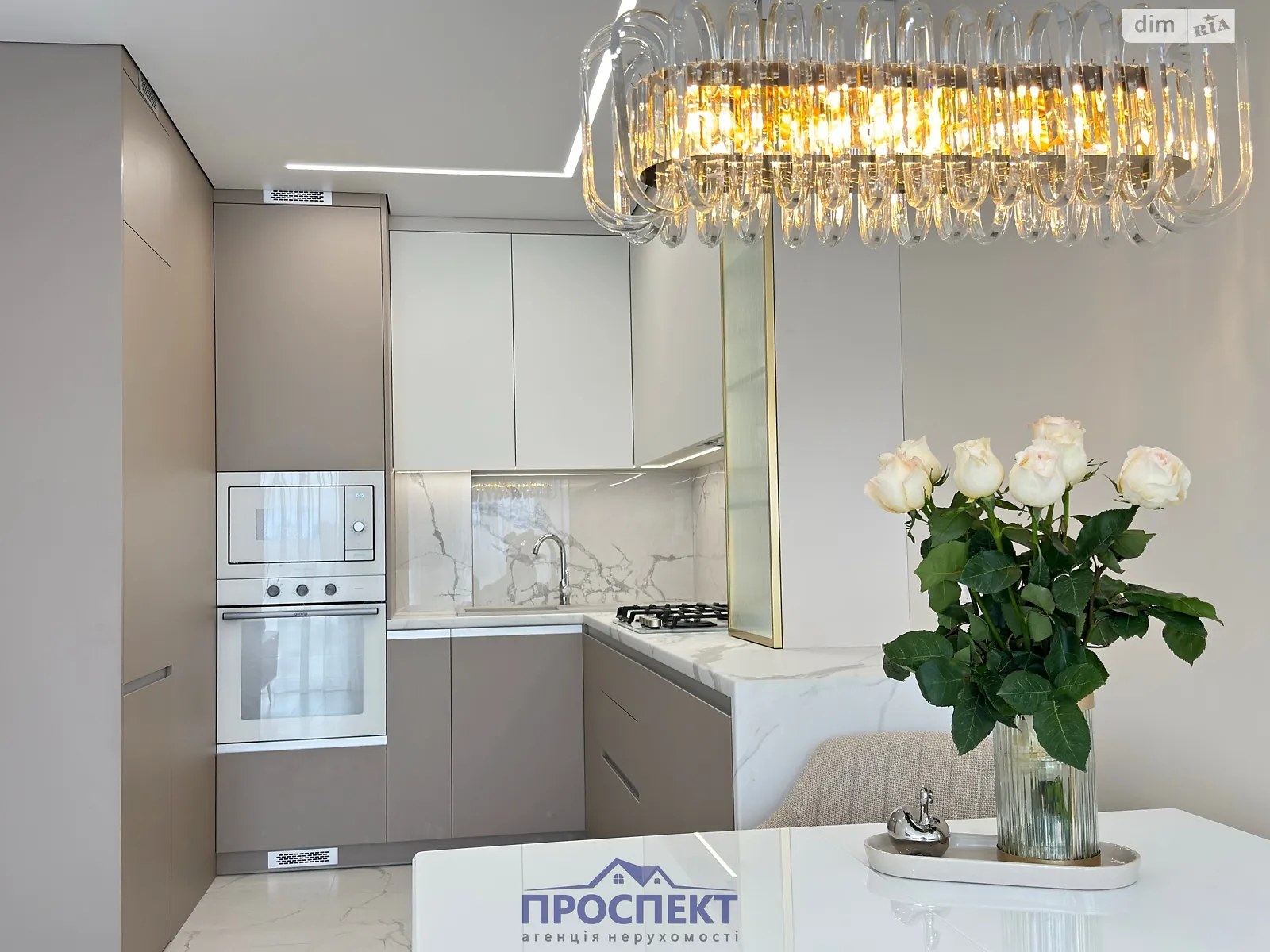 Продается 1-комнатная квартира 47 кв. м в Черкассах, ул. Казацкая, 19 - фото 1