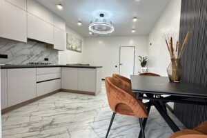 Продаж квартири, Хмельницький, р‑н. Виставка, Старокостянтинівське шосе, буд. 20/4А