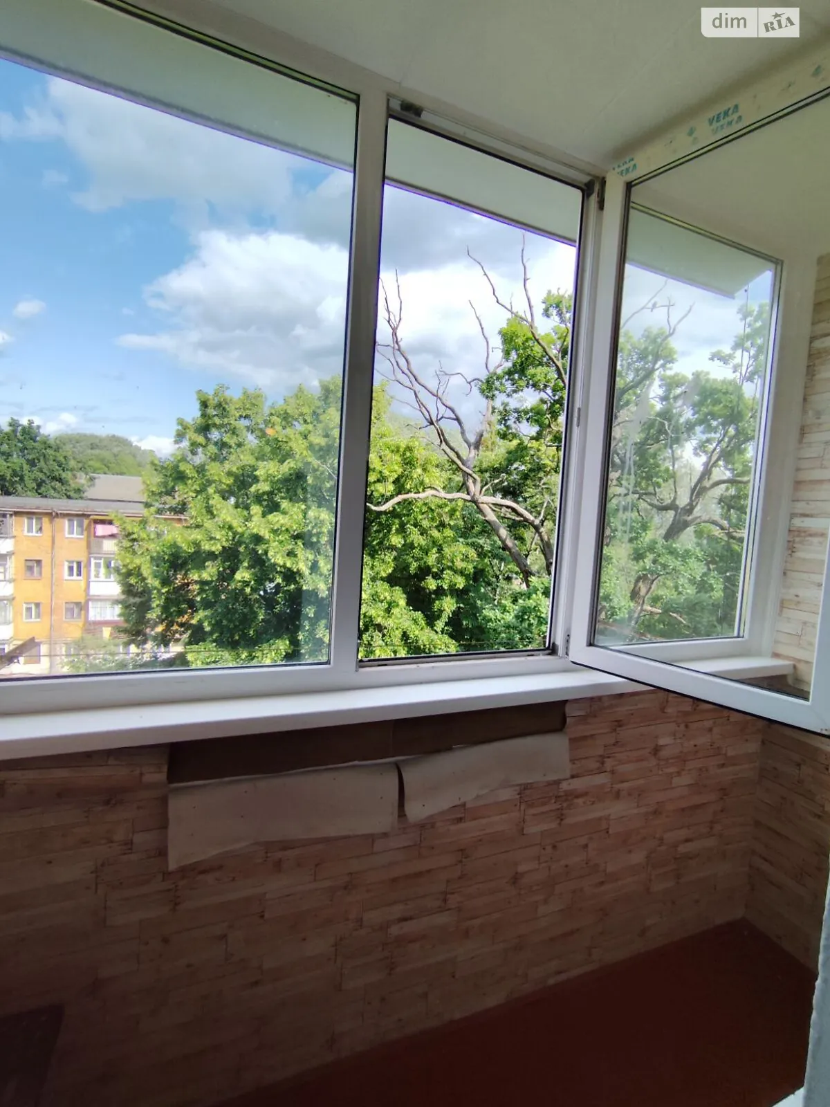 Продается 3-комнатная квартира 65.01 кв. м в Озерном, ул. Авиационная - фото 1