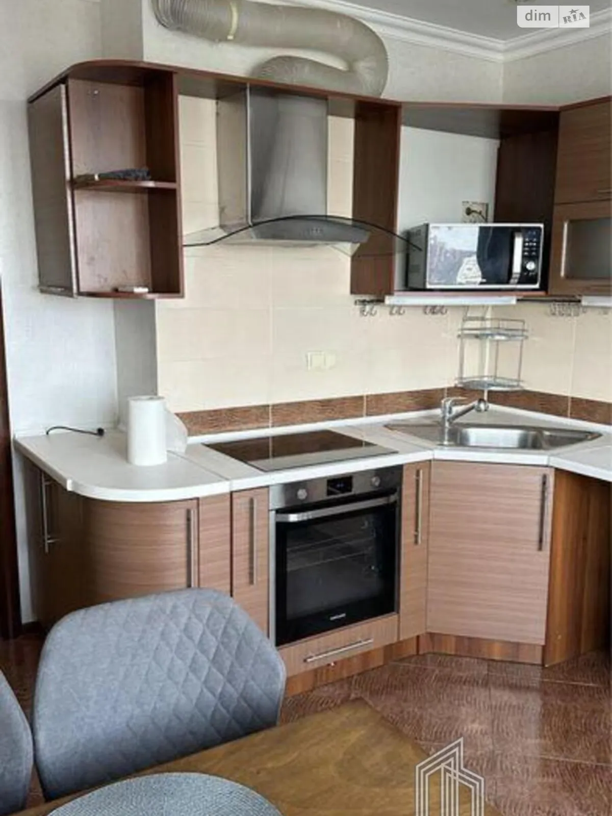 Продається 2-кімнатна квартира 68 кв. м у Києві, вул. Олени Пчілки, 2 - фото 1