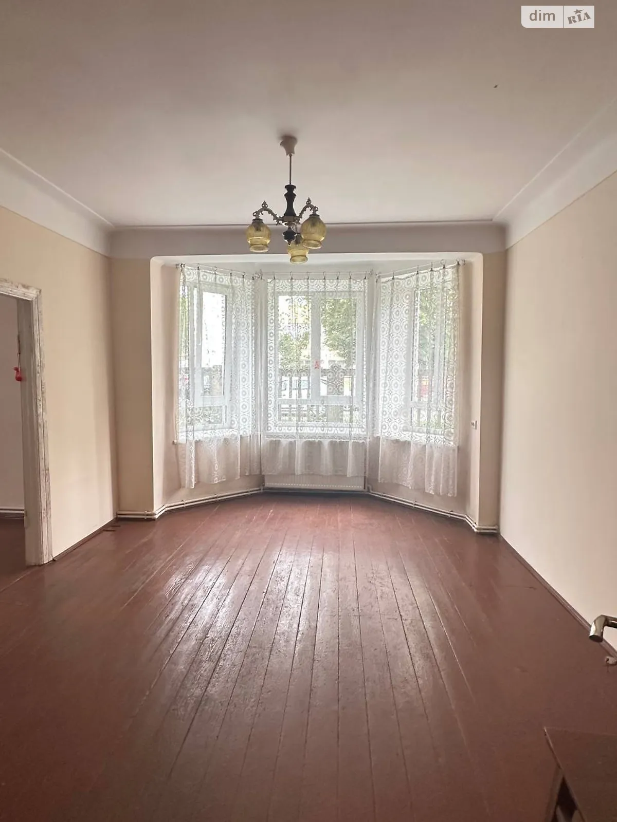 Продается 3-комнатная квартира 60 кв. м в Ивано-Франковске, ул. Данила Короля, 26 - фото 1