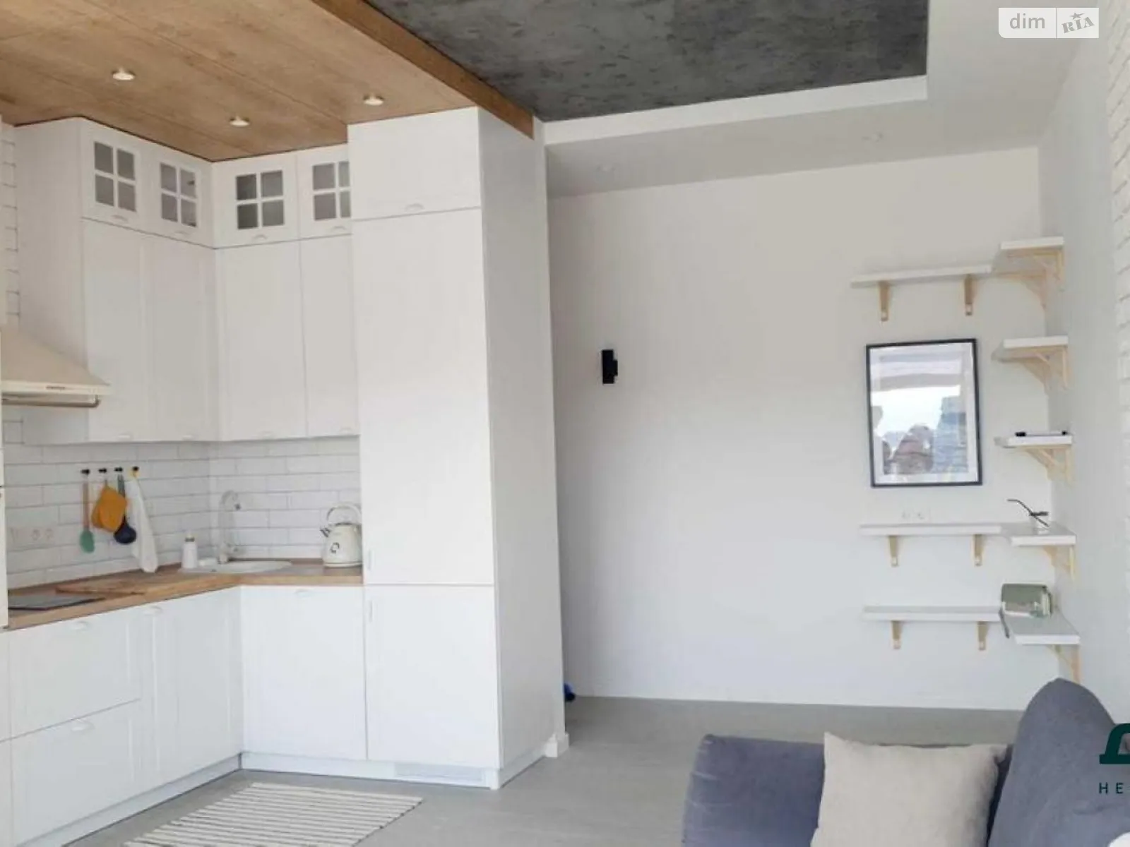 Продается 1-комнатная квартира 40 кв. м в Одессе, ул. Валерия Самофалова, 16А/3 - фото 1