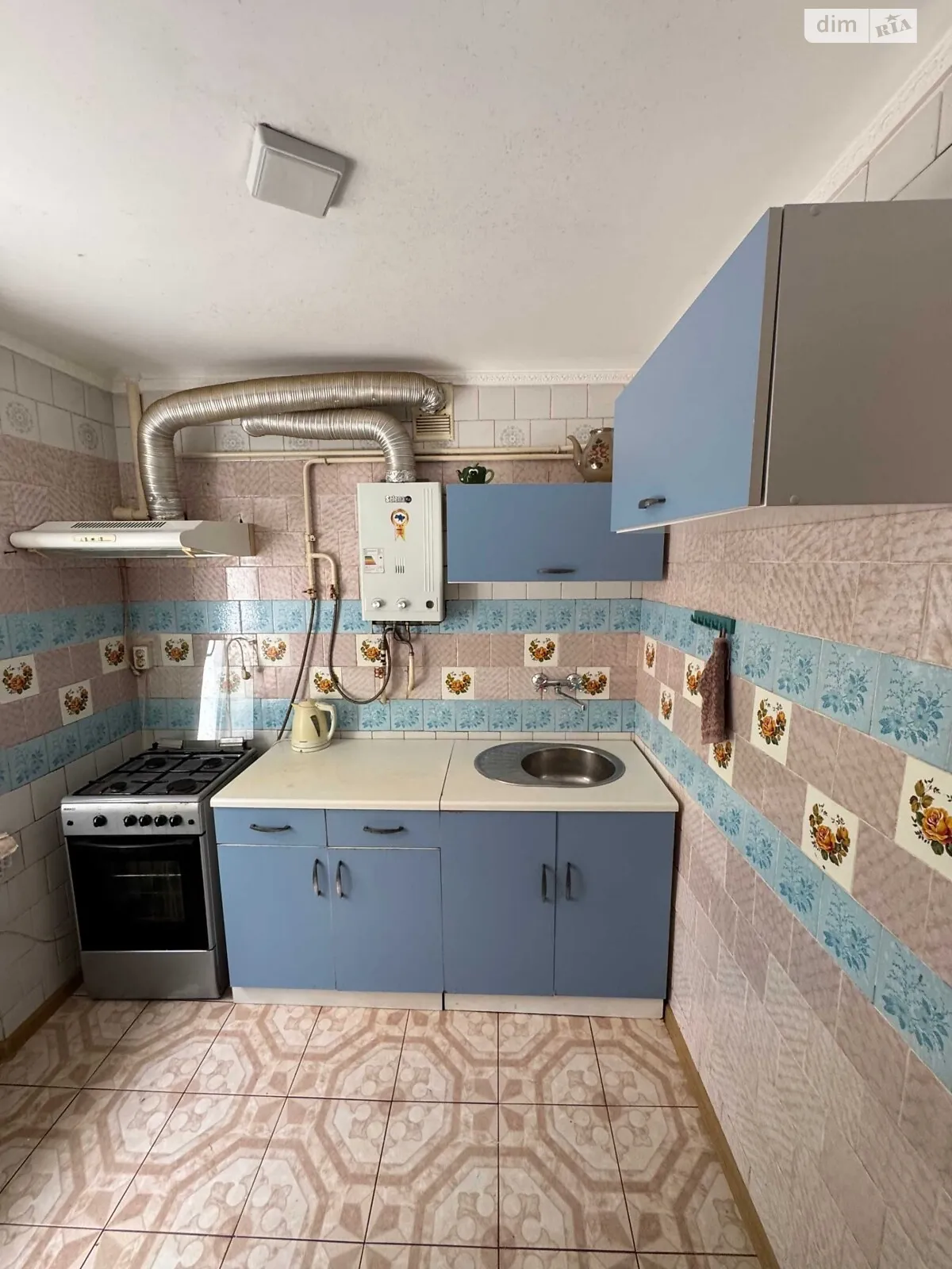 Продається 2-кімнатна квартира 42 кв. м у Рівному, вул. Степана Бандери - фото 1