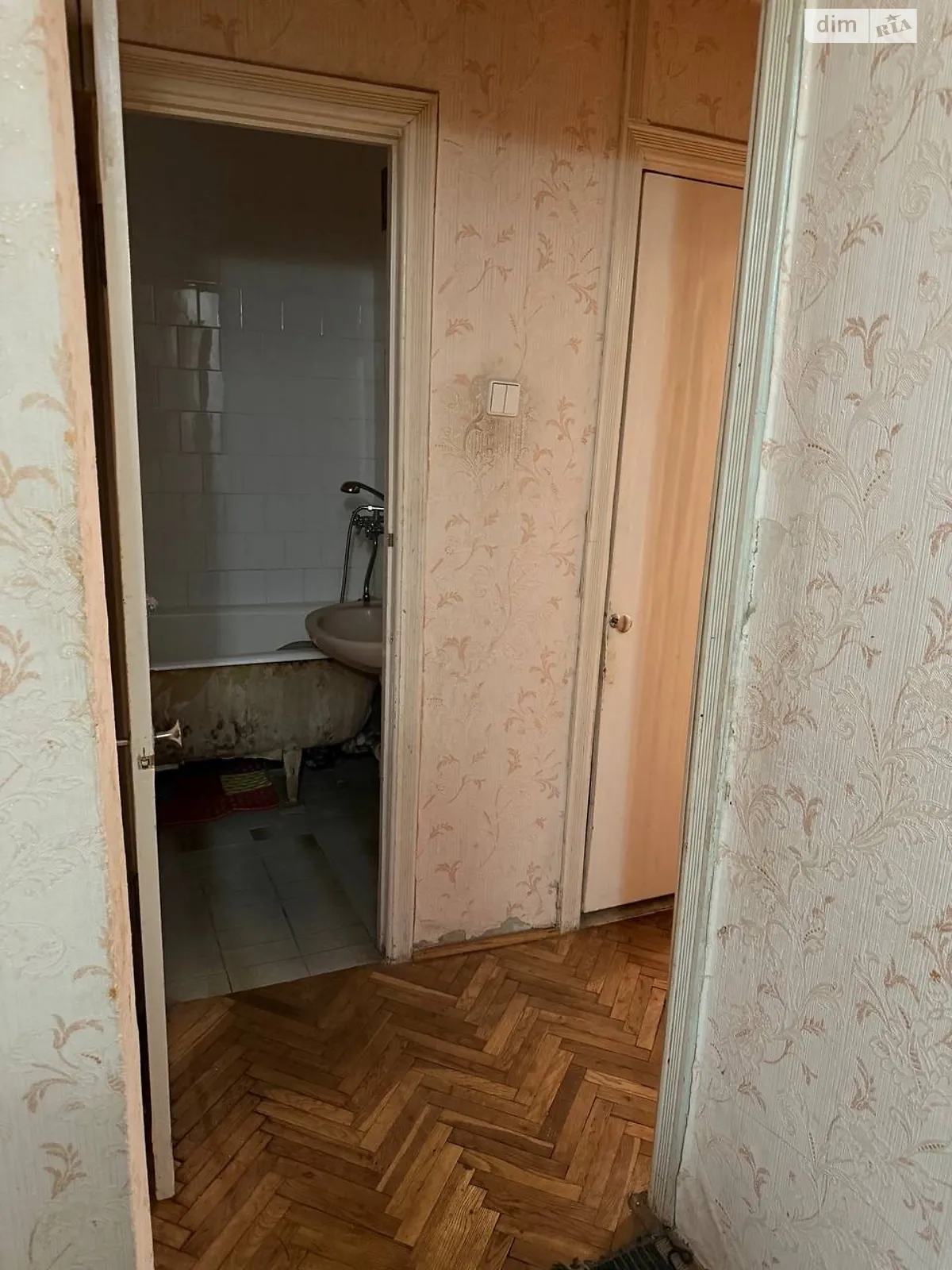 Продается 4-комнатная квартира 71 кв. м в Львове, ул. Троллейбусная, 10 - фото 1