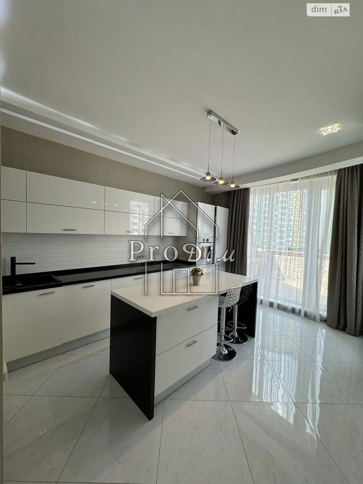 Продается 3-комнатная квартира 128 кв. м в Киеве, цена: 240000 $ - фото 1