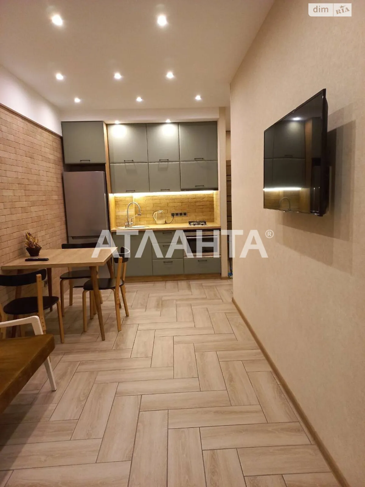 Продается 1-комнатная квартира 44.24 кв. м в Одессе, пер. Тополевый, 1 - фото 1