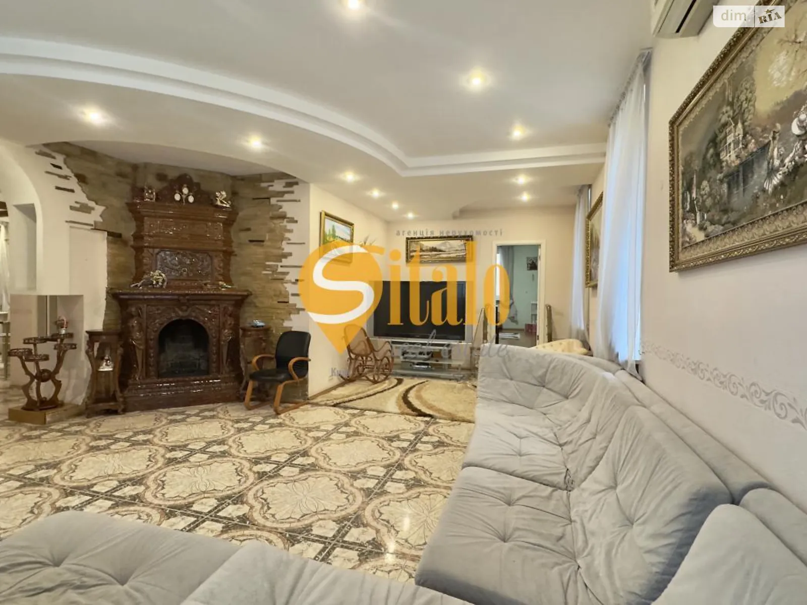 Сдается в аренду дом на 2 этажа 300 кв. м с садом, цена: 1800 $ - фото 1