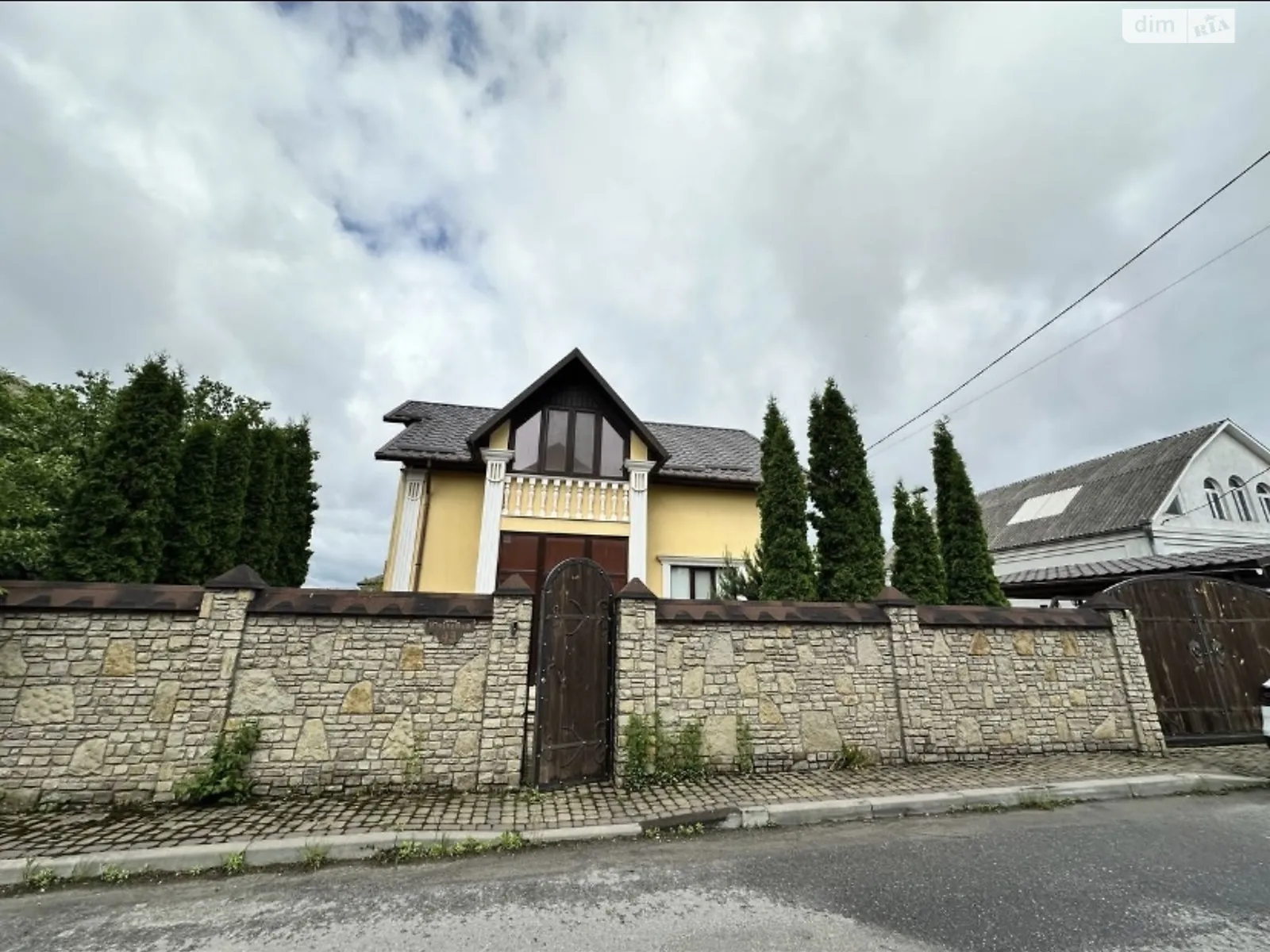 Продается дом на 2 этажа 196.1 кв. м с беседкой, цена: 96000 $ - фото 1