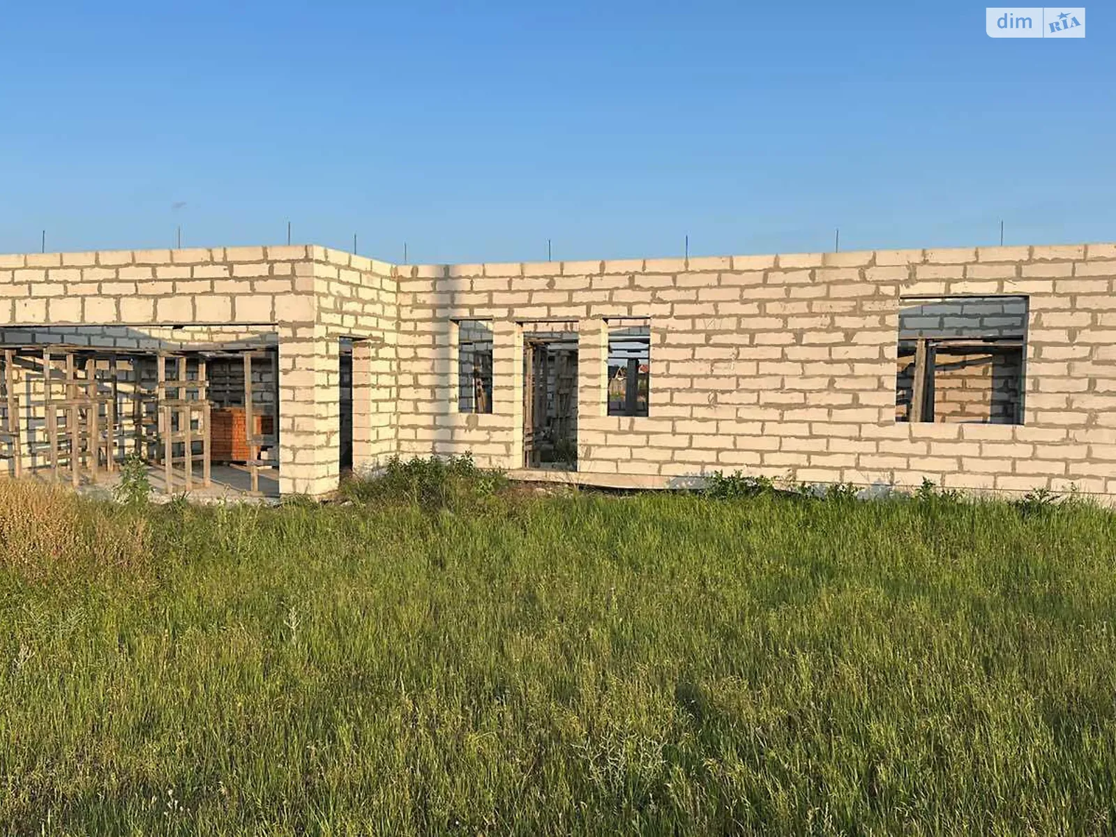 Продается одноэтажный дом 154 кв. м с баней/сауной, цена: 52000 $ - фото 1