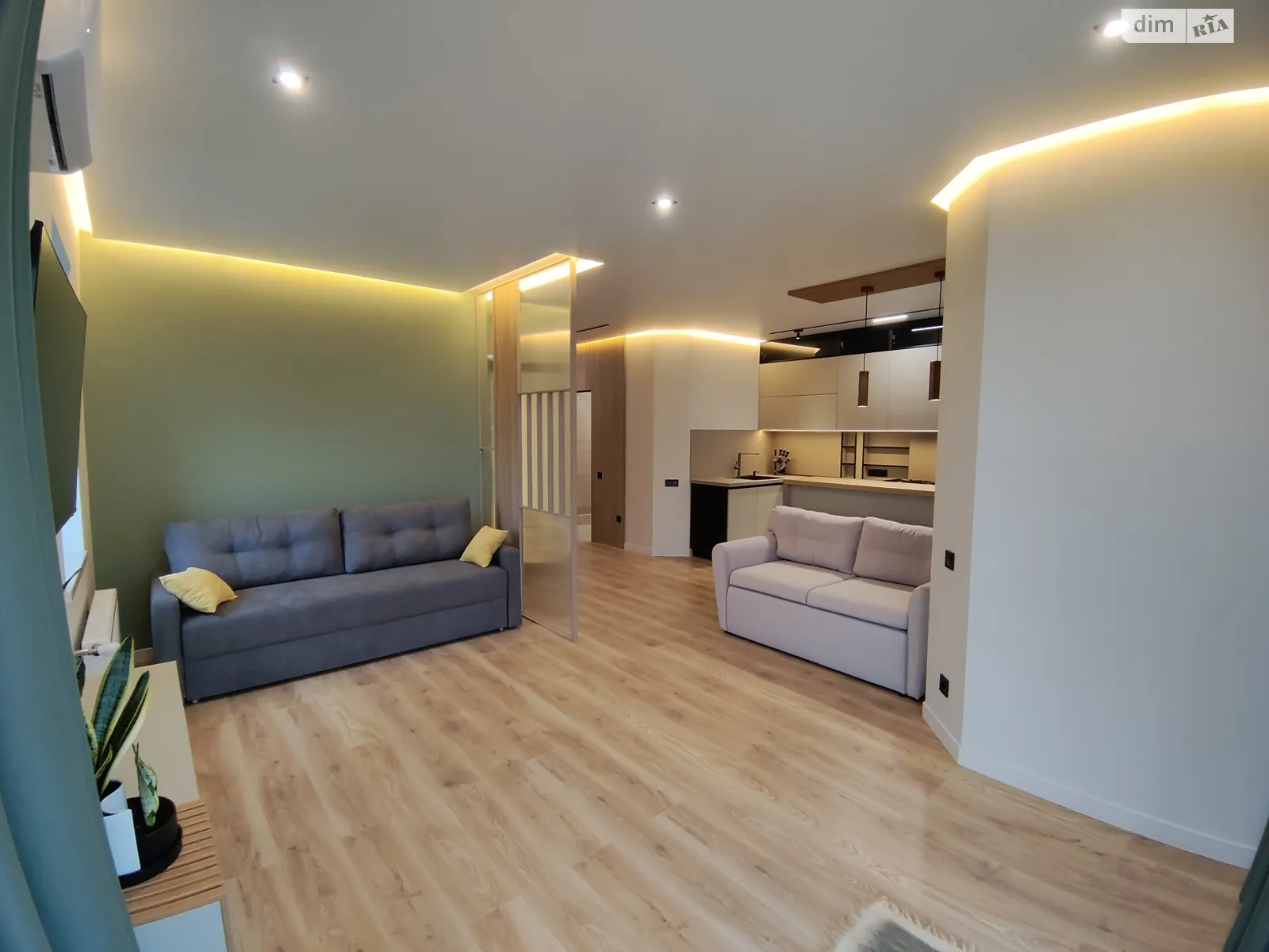 Сдается в аренду 1-комнатная квартира 48 кв. м в, цена: 450 $ - фото 1