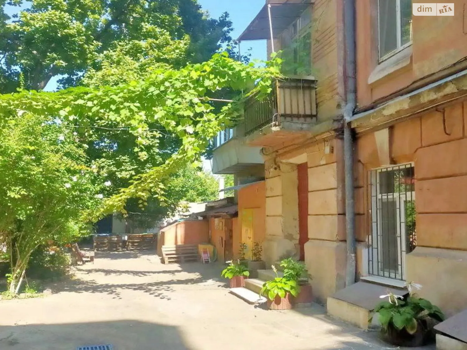 ул. Университетская, 17 Приморский Одесса - фото 1
