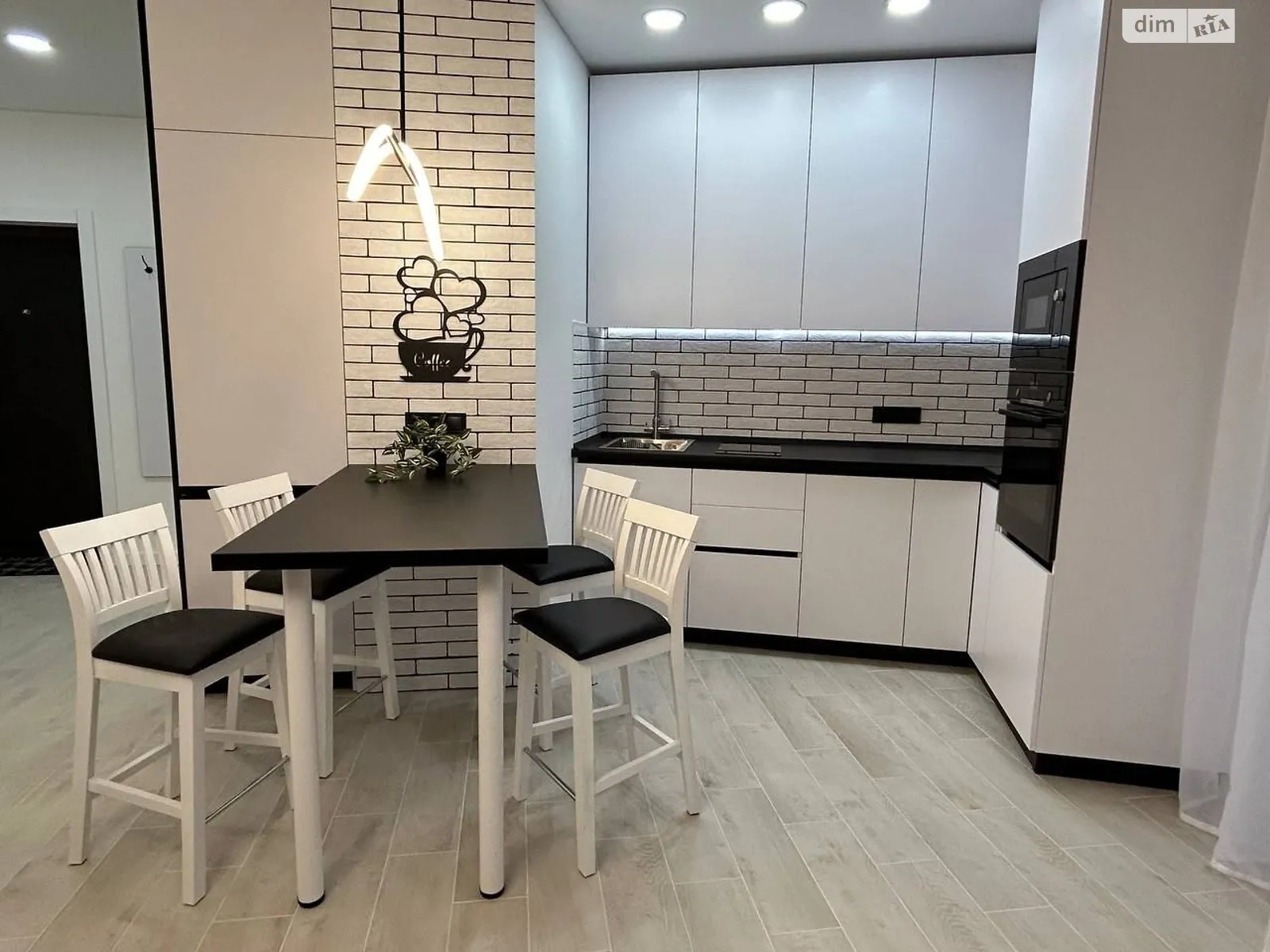 Продается 3-комнатная квартира 93 кв. м в Киеве, просп. Академика Палладина, 18/30 - фото 1