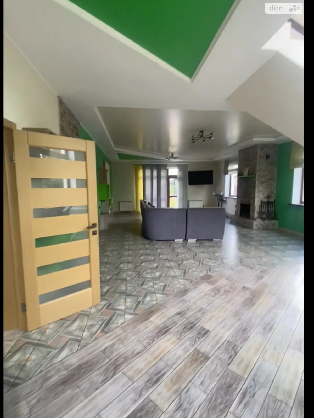 Продается дом на 2 этажа 240 кв. м с верандой, цена: 220000 $ - фото 1