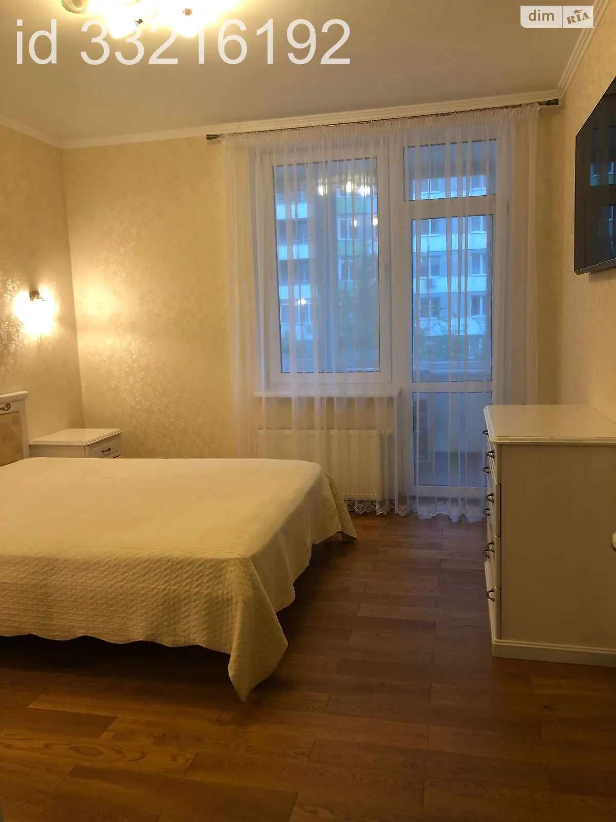 Сдается в аренду 3-комнатная квартира 70 кв. м в Киеве, ул. Вышгородская, 45/7 - фото 1