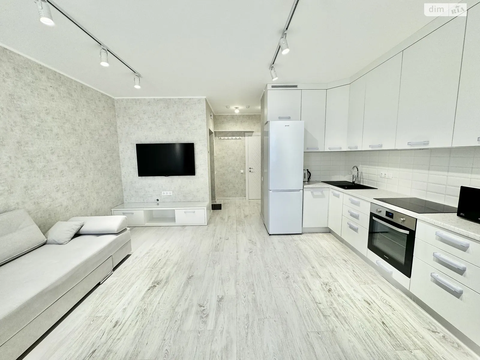 Продается 1-комнатная квартира 39 кв. м в Киеве, цена: 98500 $ - фото 1