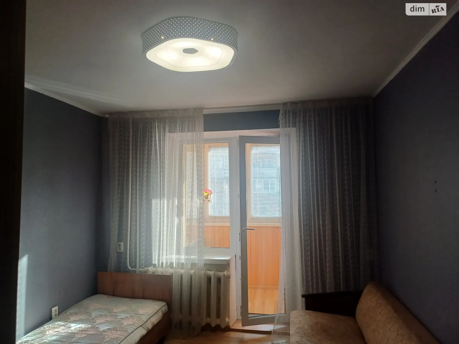 Продается 1-комнатная квартира 33 кв. м в Виннице, просп. Юности - фото 1