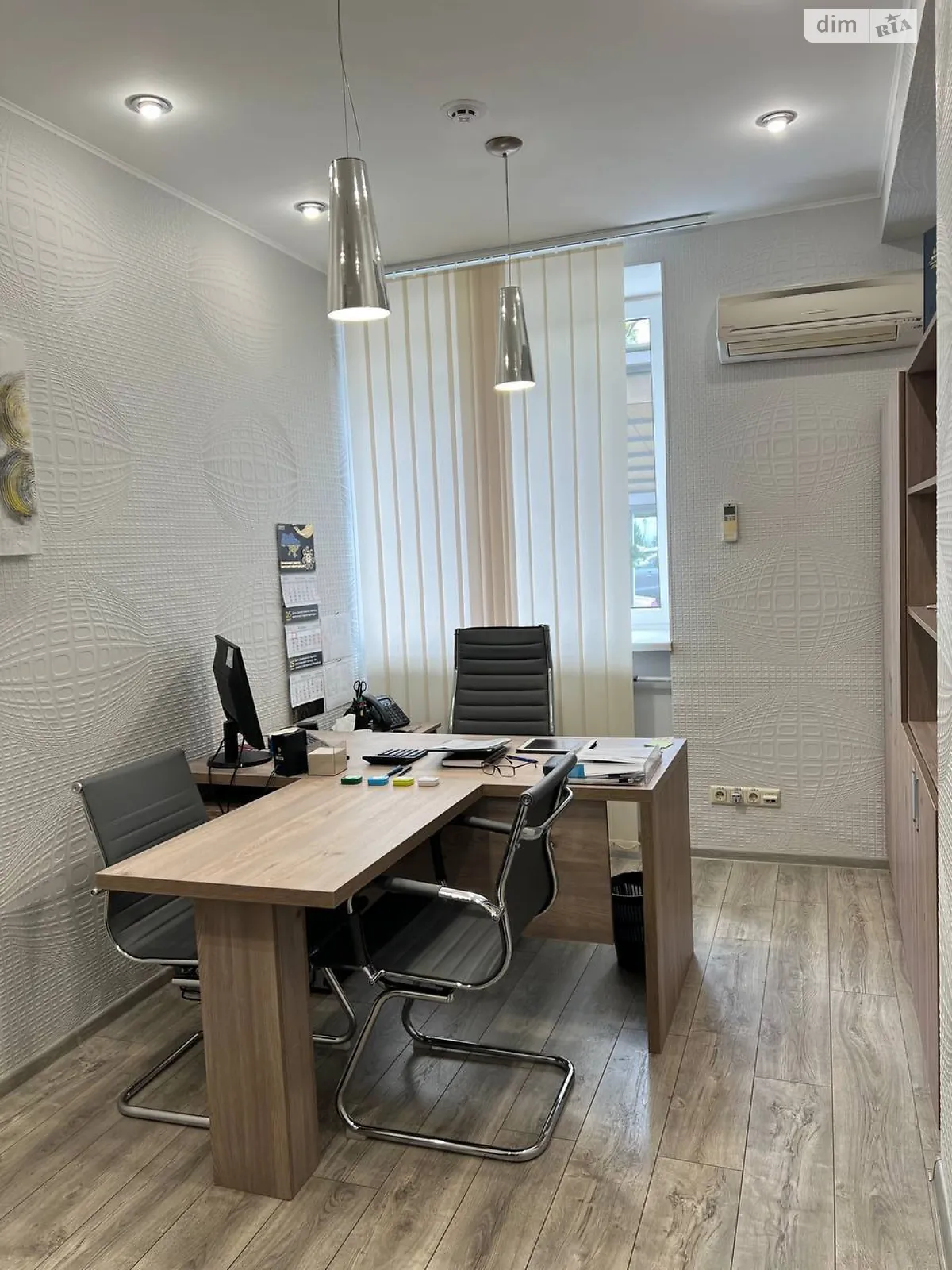 Сдается в аренду офис 11.6 кв. м в бизнес-центре, цена: 5265 грн - фото 1