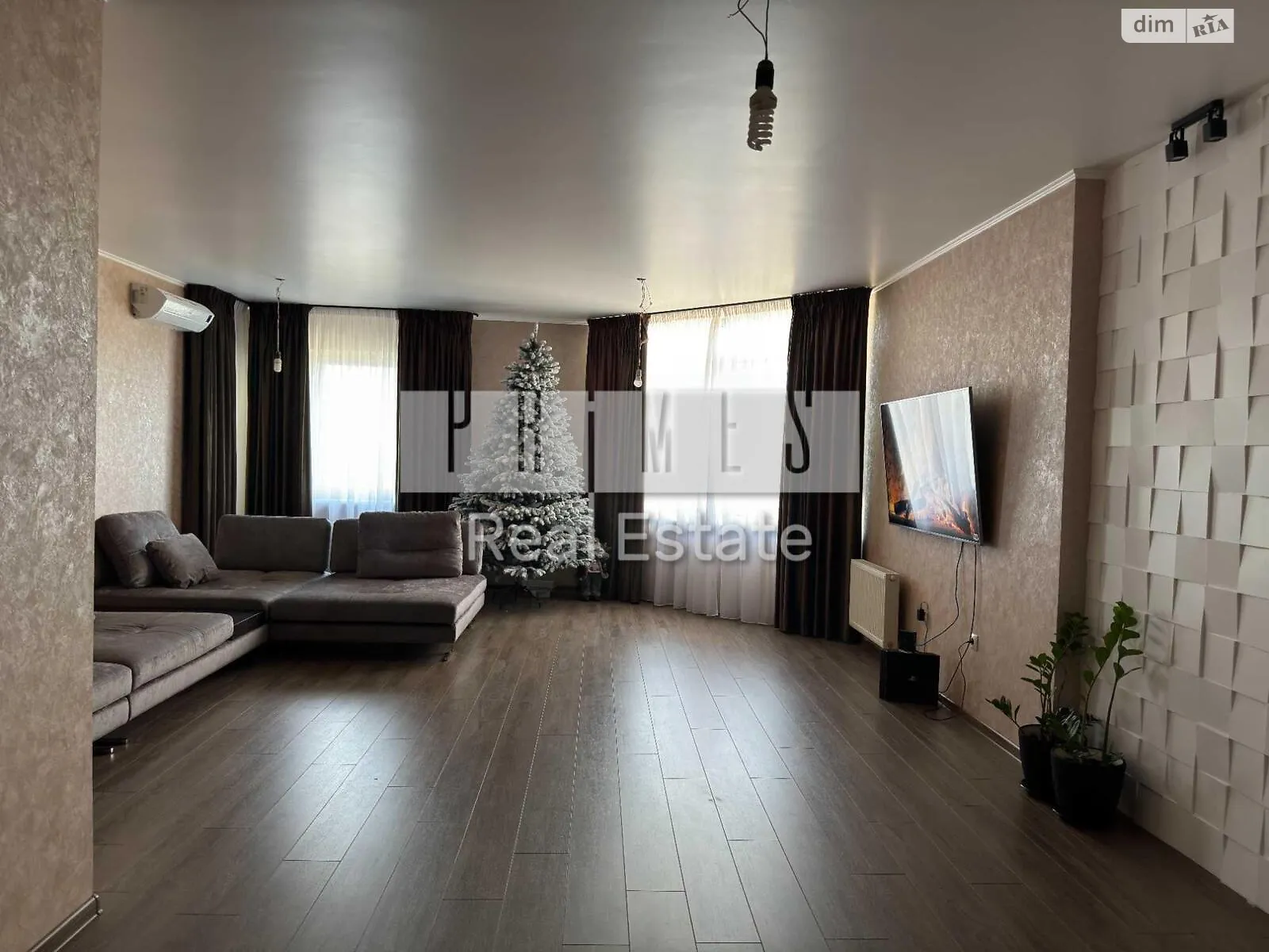 Продается 3-комнатная квартира 151 кв. м в Киеве, ул. Дегтяревская, 25А - фото 1