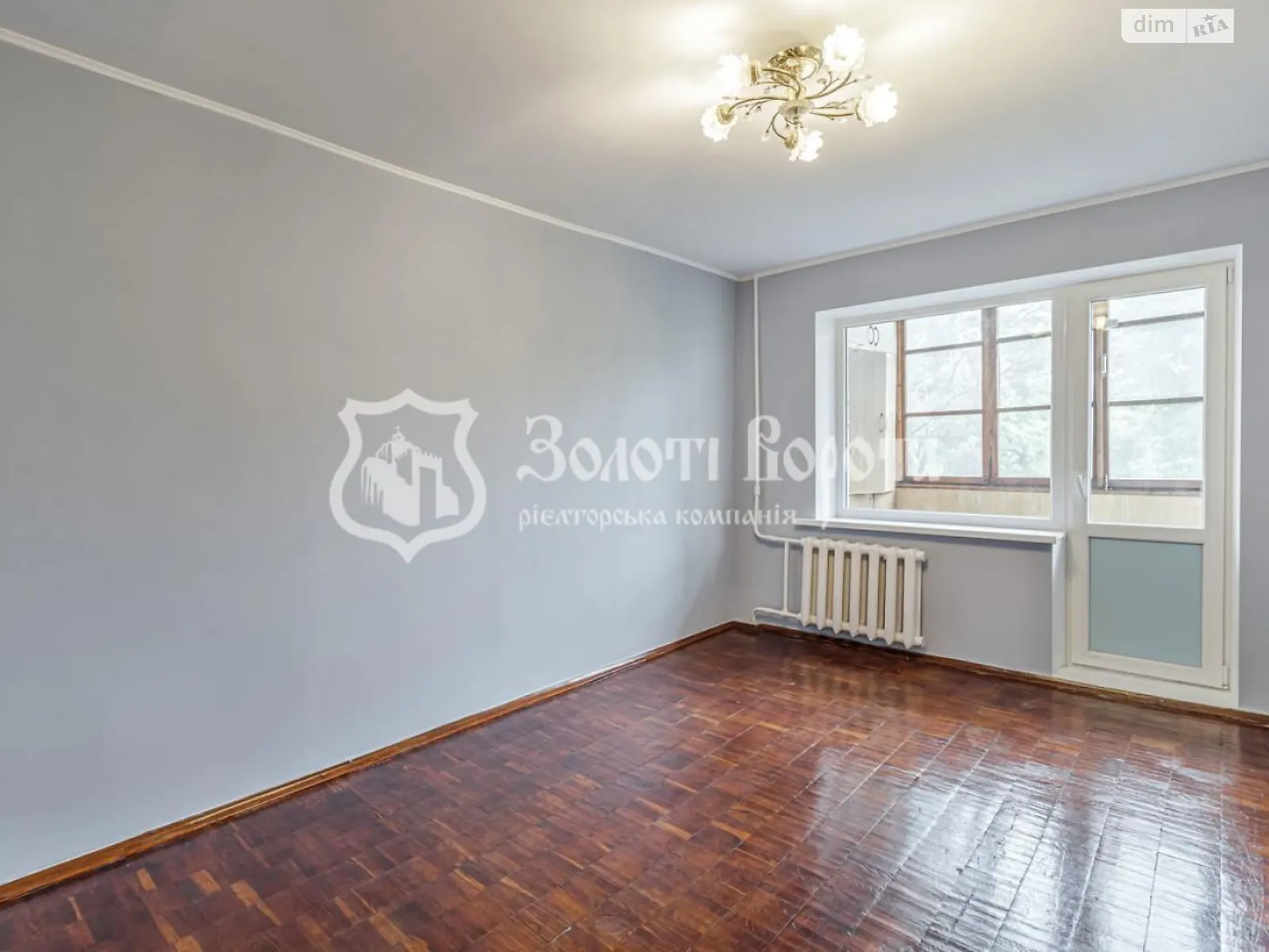 Продается 1-комнатная квартира 27 кв. м в Киеве, ул. Новоукраинская, 46 - фото 1