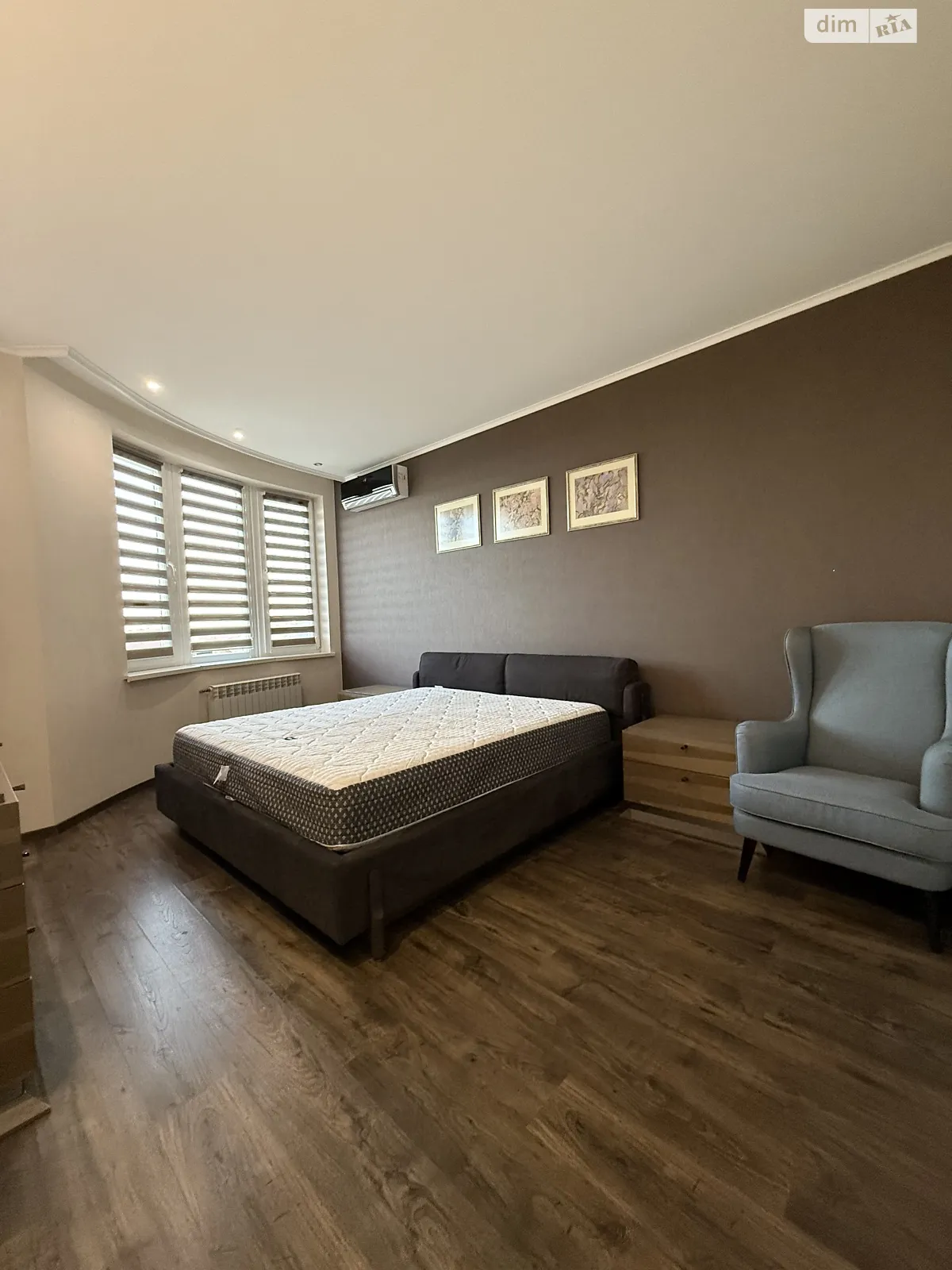 Продается 3-комнатная квартира 100 кв. м в Ужгороде, ул. Игоря Сикорского(Можайского), 16 - фото 1