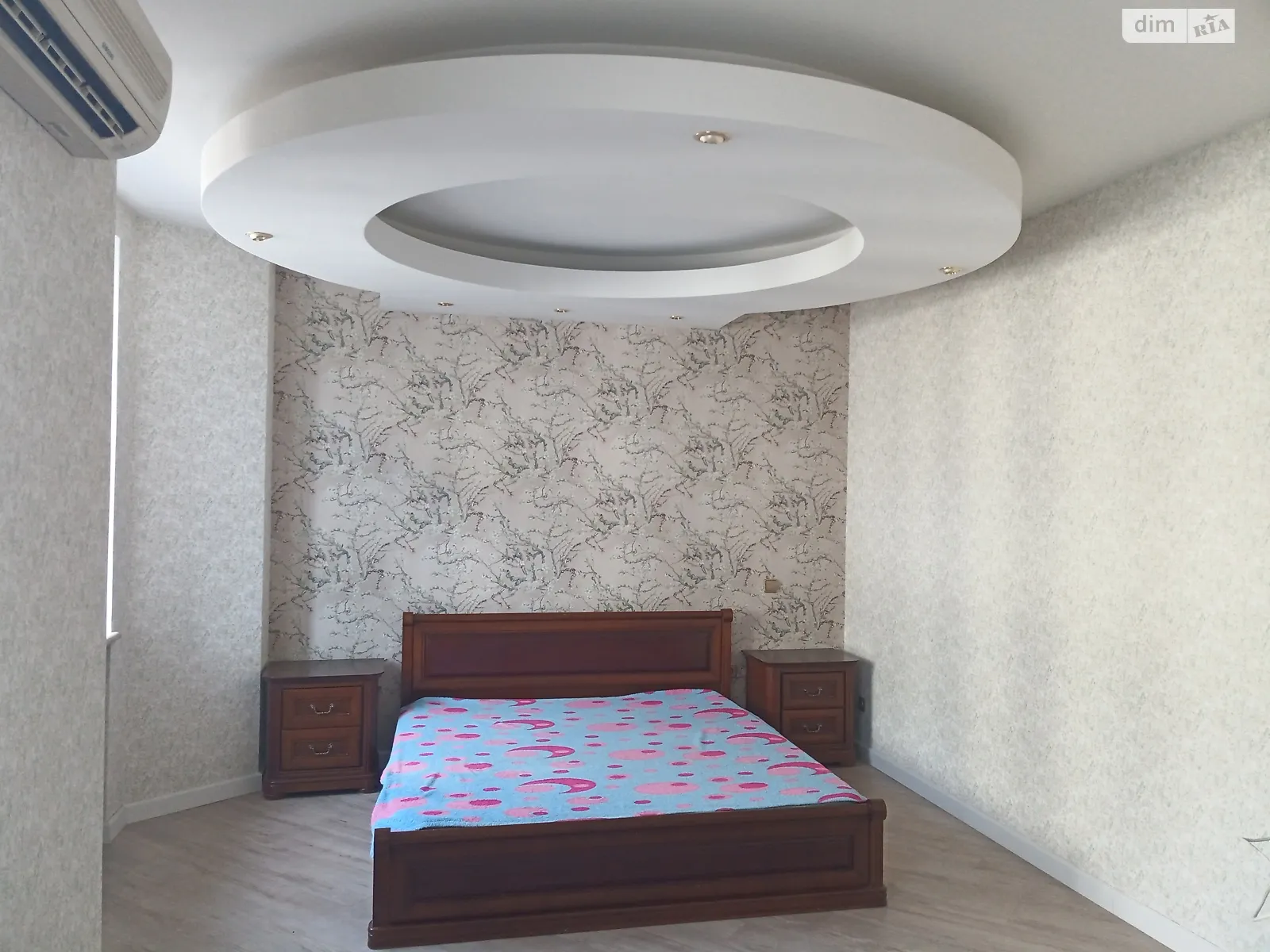 Продается 4-комнатная квартира 131 кв. м в Киеве, пер. Ярославский, 4 - фото 1