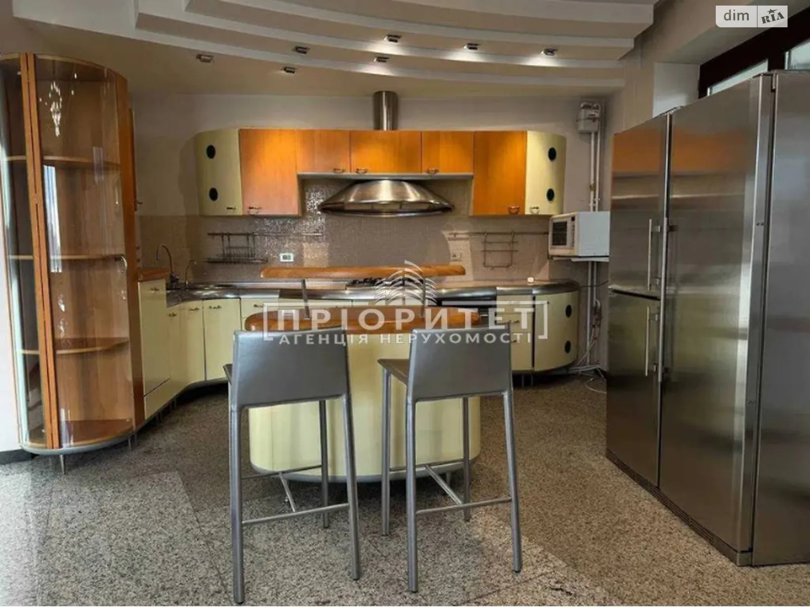 Продается 4-комнатная квартира 240 кв. м в, цена: 350000 $ - фото 1