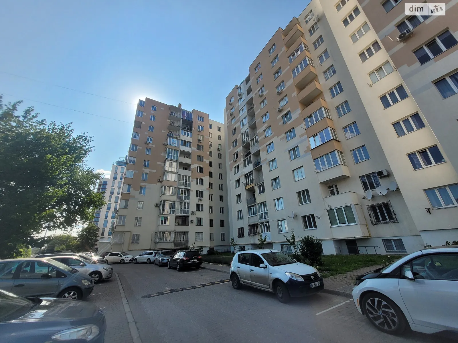 Продается 4-комнатная квартира 135 кв. м в Львове, ул. Под Голоском, 8 - фото 1