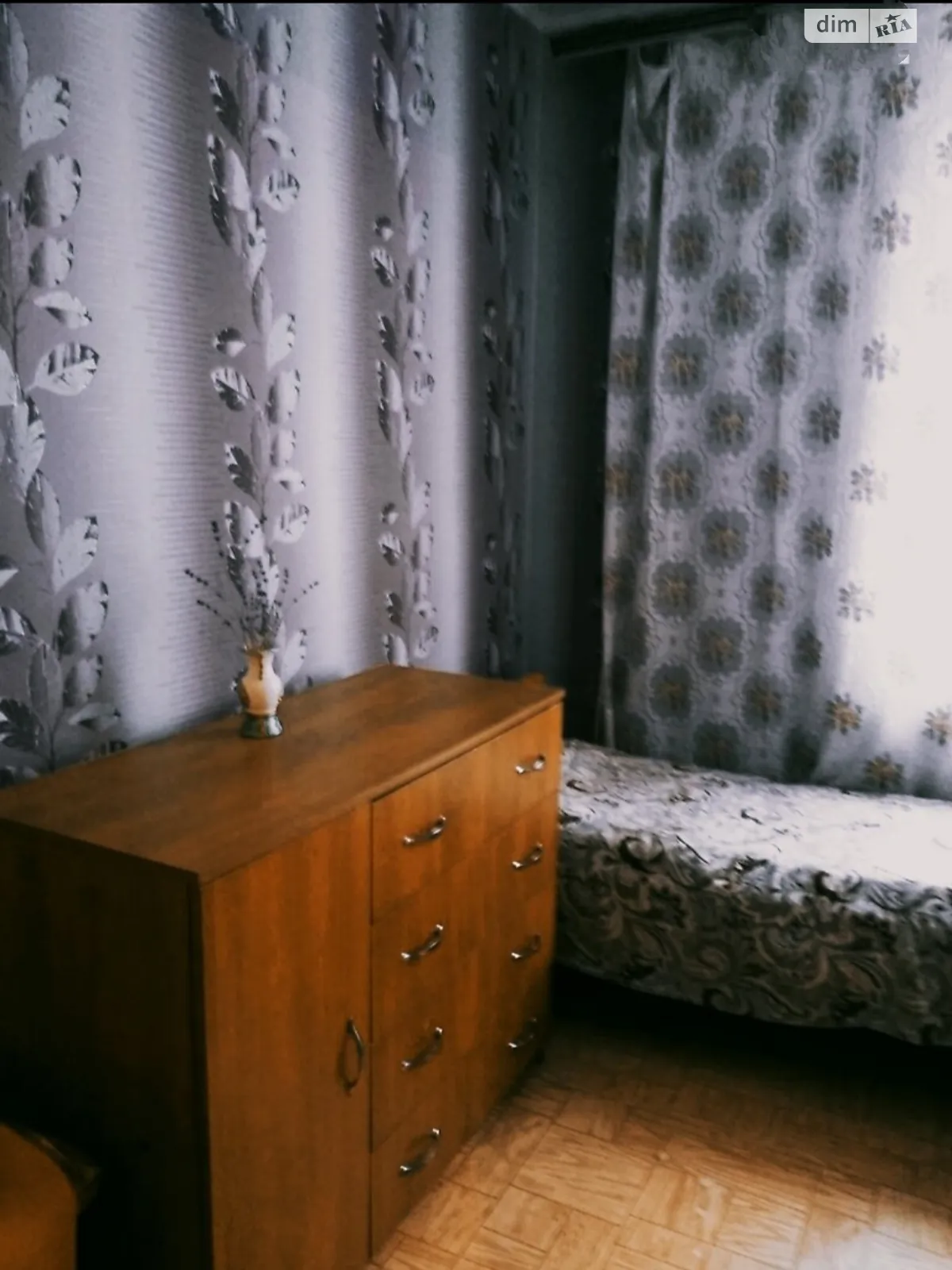 Здається в оренду кімната 50 кв. м у Хмельницькому, цена: 1500 грн - фото 1