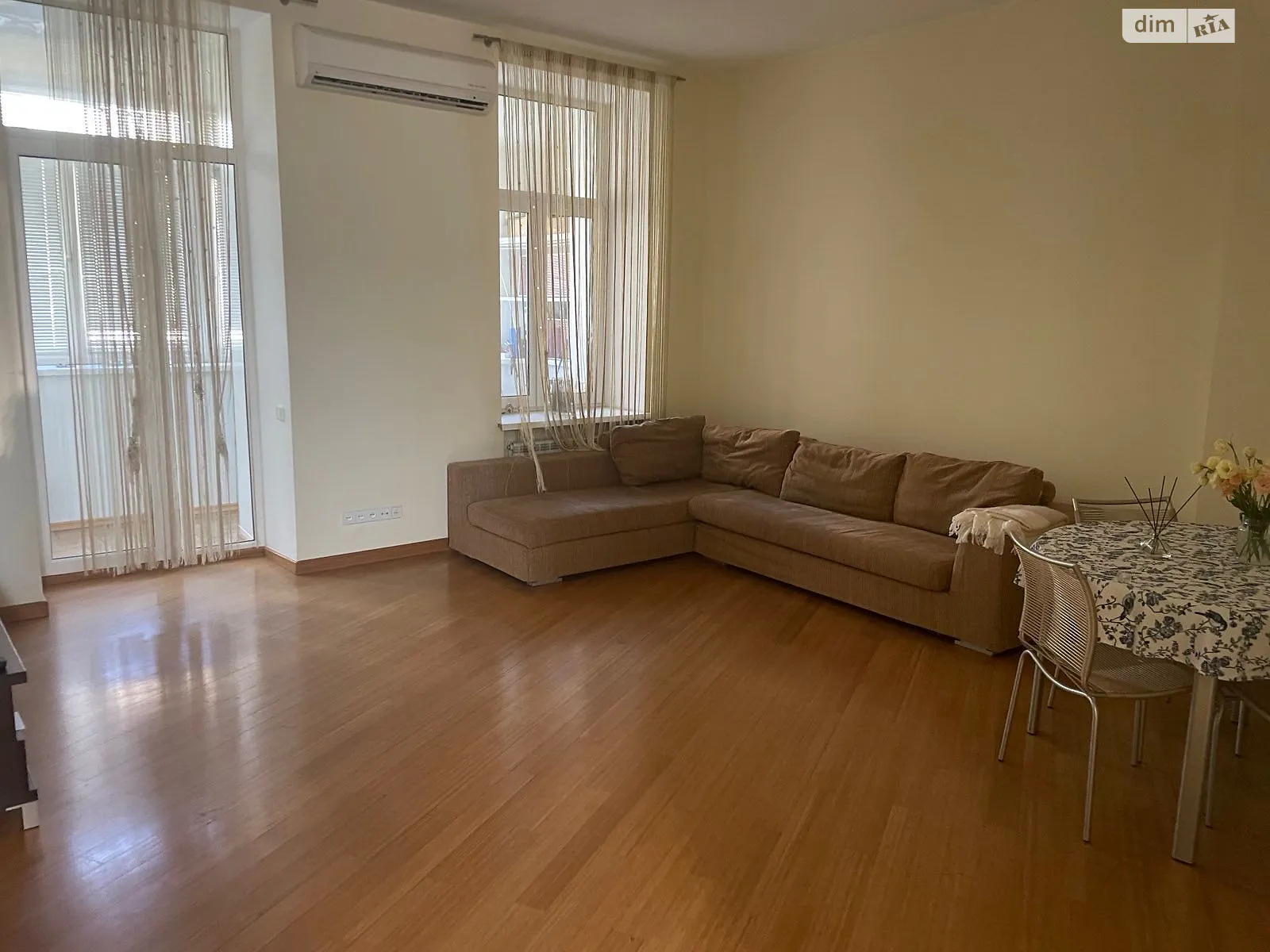 Продается 3-комнатная квартира 98 кв. м в Киеве, ул. Богдана Хмельницкого, 10 - фото 1