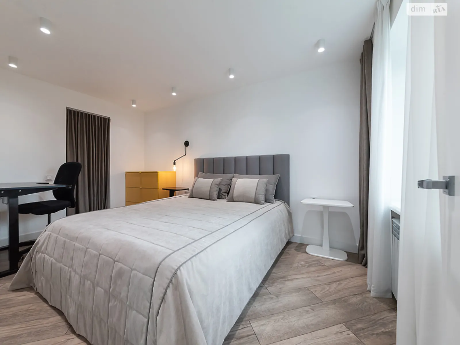 Продается 2-комнатная квартира 42.2 кв. м в Киеве, спуск Кловский, 14Б - фото 1