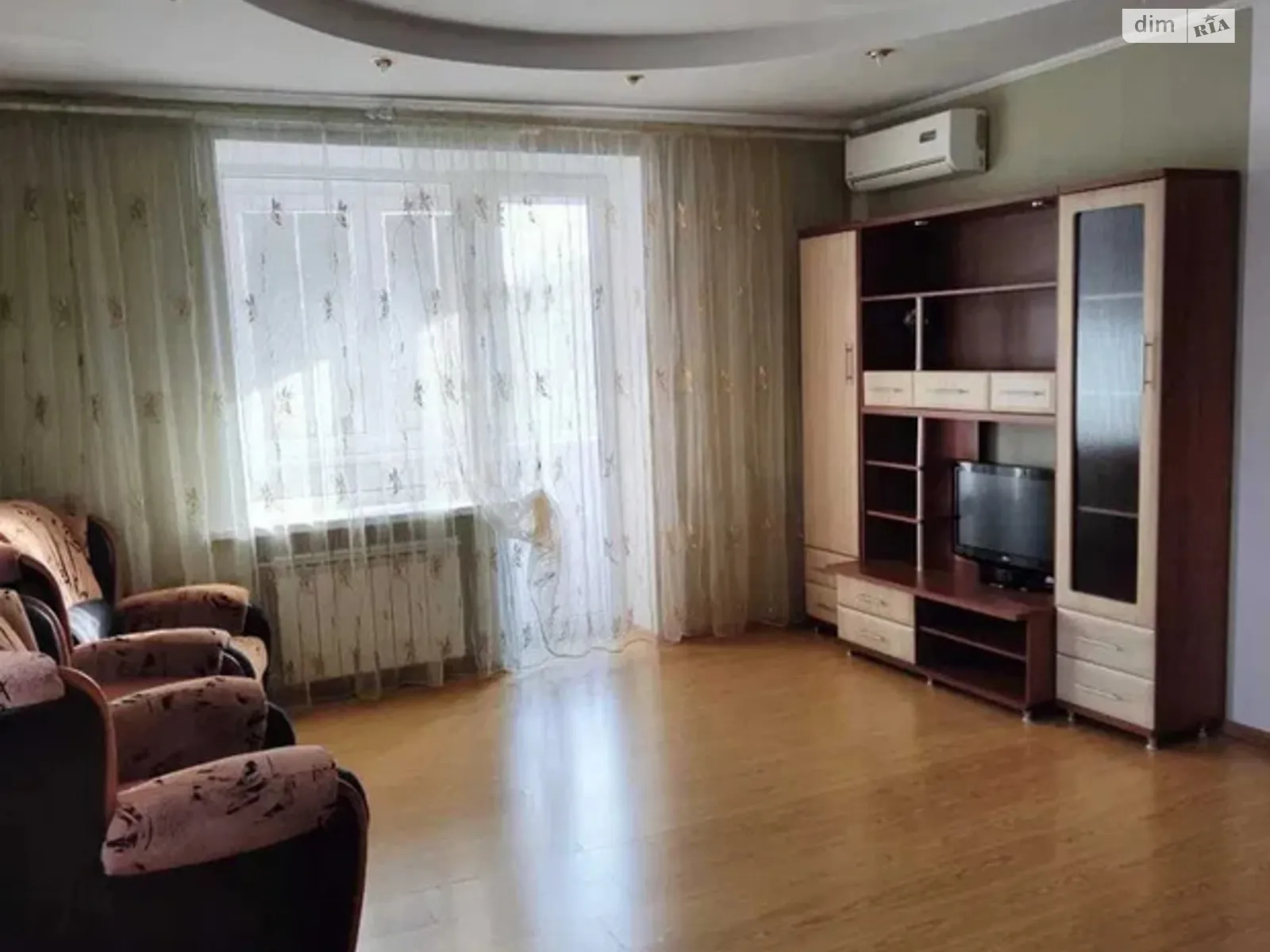 Сдается в аренду 1-комнатная квартира 45 кв. м в Днепре, ул. Шевченко - фото 1