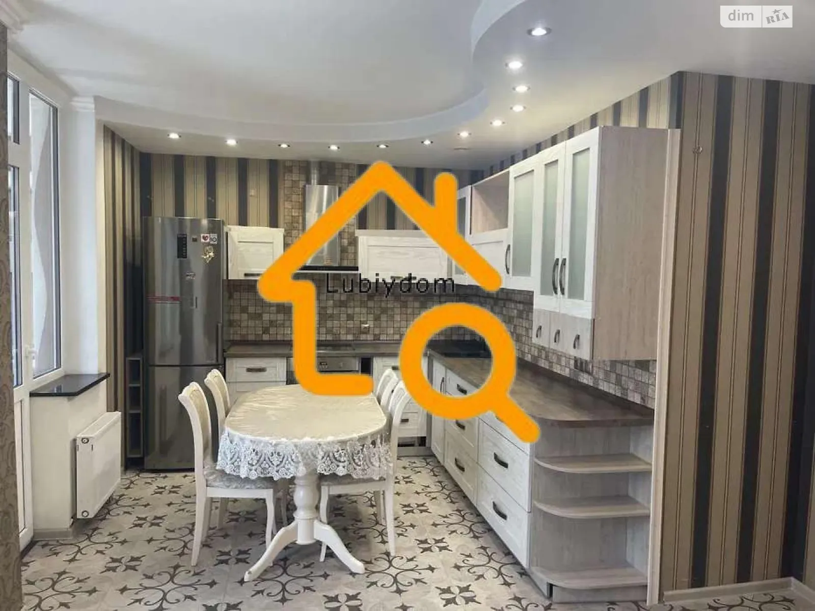 Продается 3-комнатная квартира 74 кв. м в Киеве, ул. Урловская, 23В - фото 1