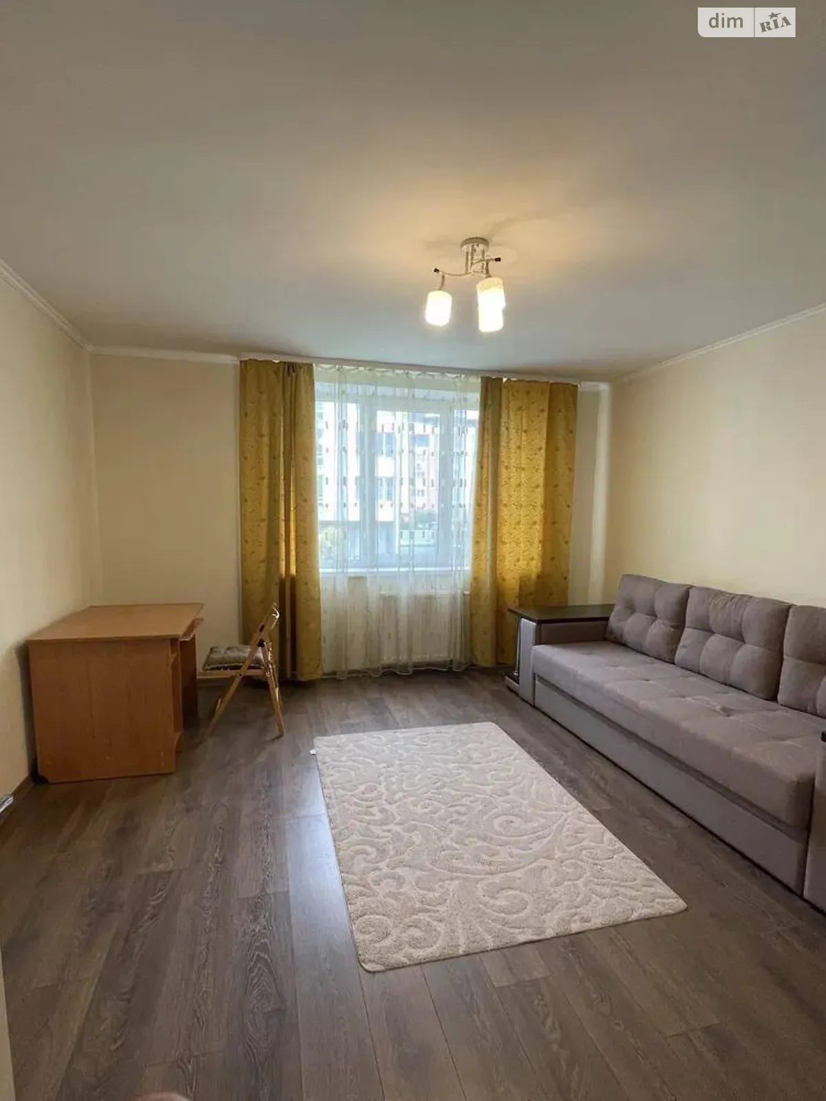 Здається в оренду 1-кімнатна квартира 43 кв. м у Львові, вул. Мікльоша Карла, 15 - фото 1