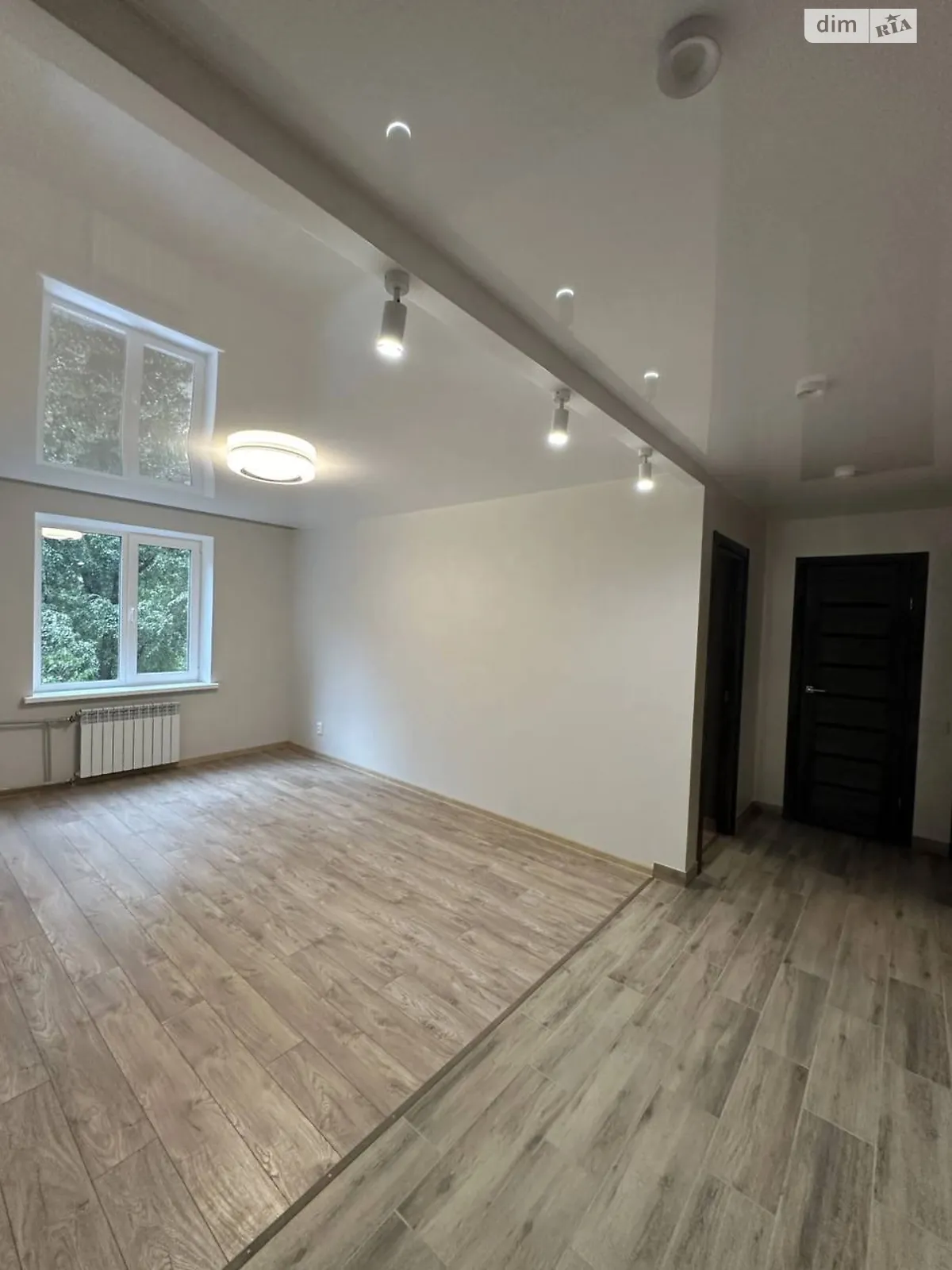 Продается 3-комнатная квартира 64 кв. м в Днепре, ул. Калиновая, 77А - фото 1