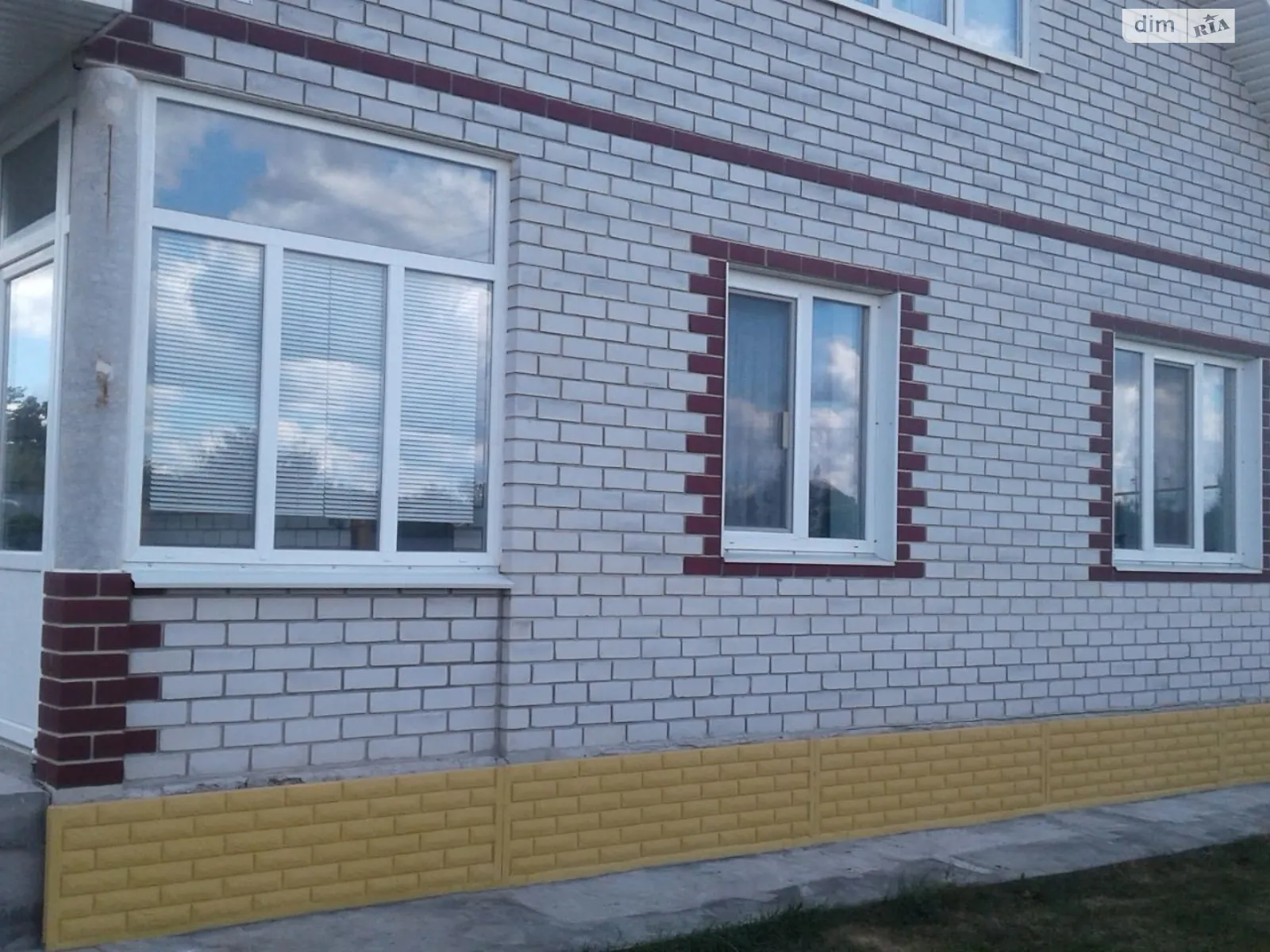 Продается одноэтажный дом 83 кв. м с камином, цена: 35000 $ - фото 1