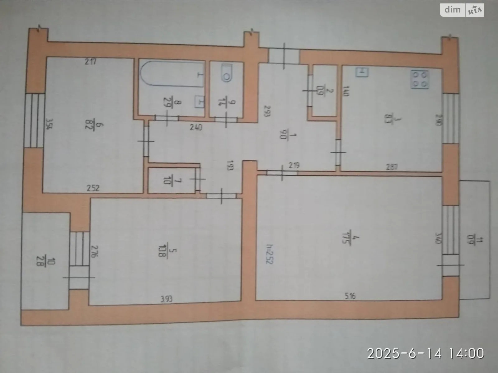 Продается 3-комнатная квартира 63 кв. м в Шостке, ул. Щедрина - фото 1