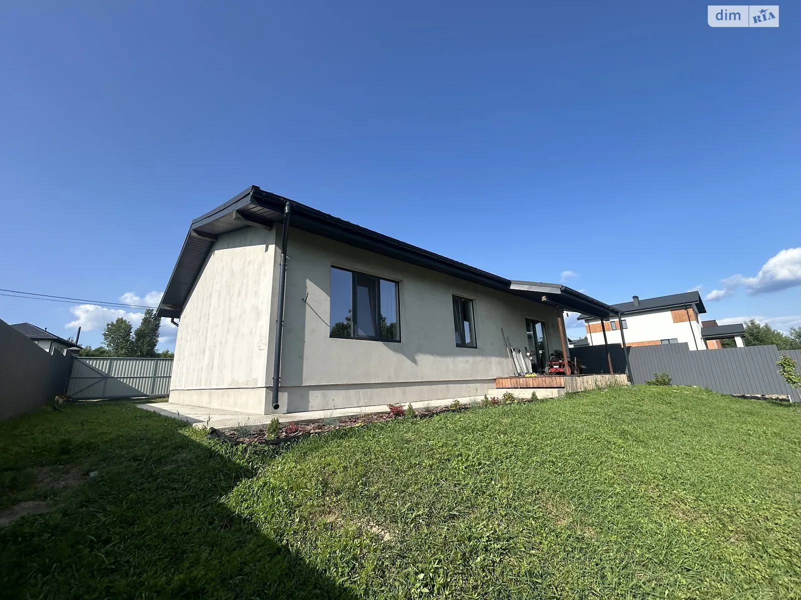 Продається одноповерховий будинок 90 кв. м з подвалом, цена: 129000 $ - фото 1