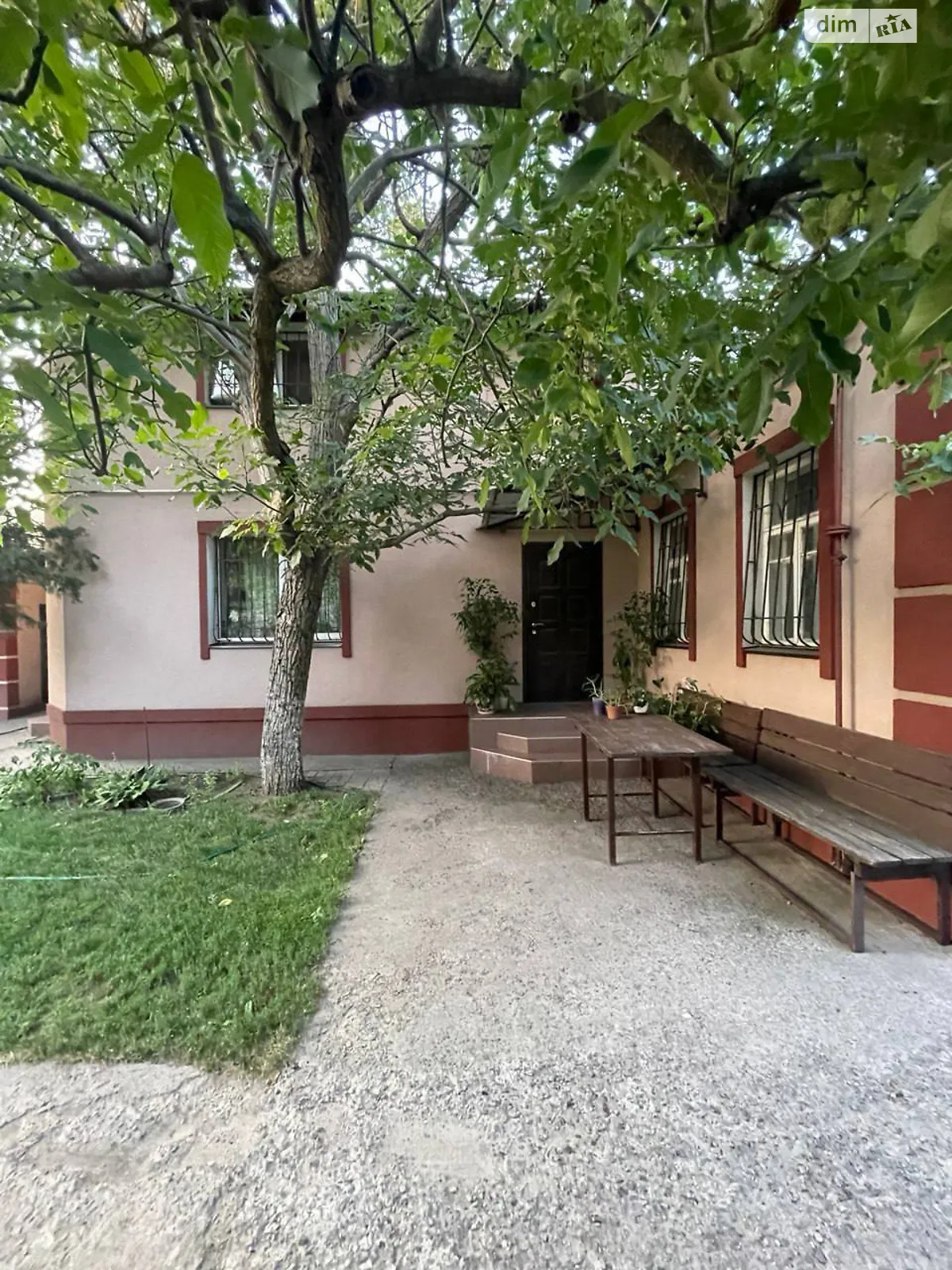 Продается дом на 2 этажа 131 кв. м с баней/сауной, цена: 160000 $ - фото 1