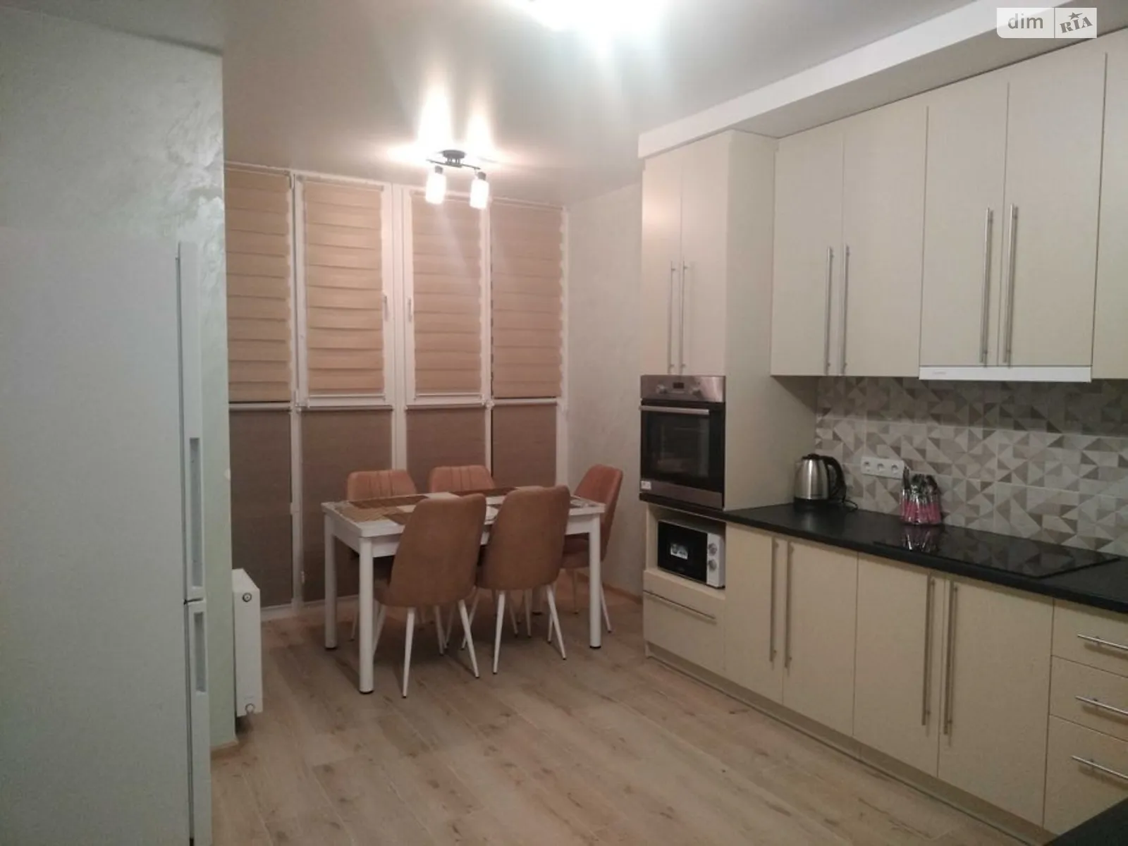 Сдается в аренду 2-комнатная квартира 58.9 кв. м в Киеве, бул. Николая Руденко, 8 - фото 1