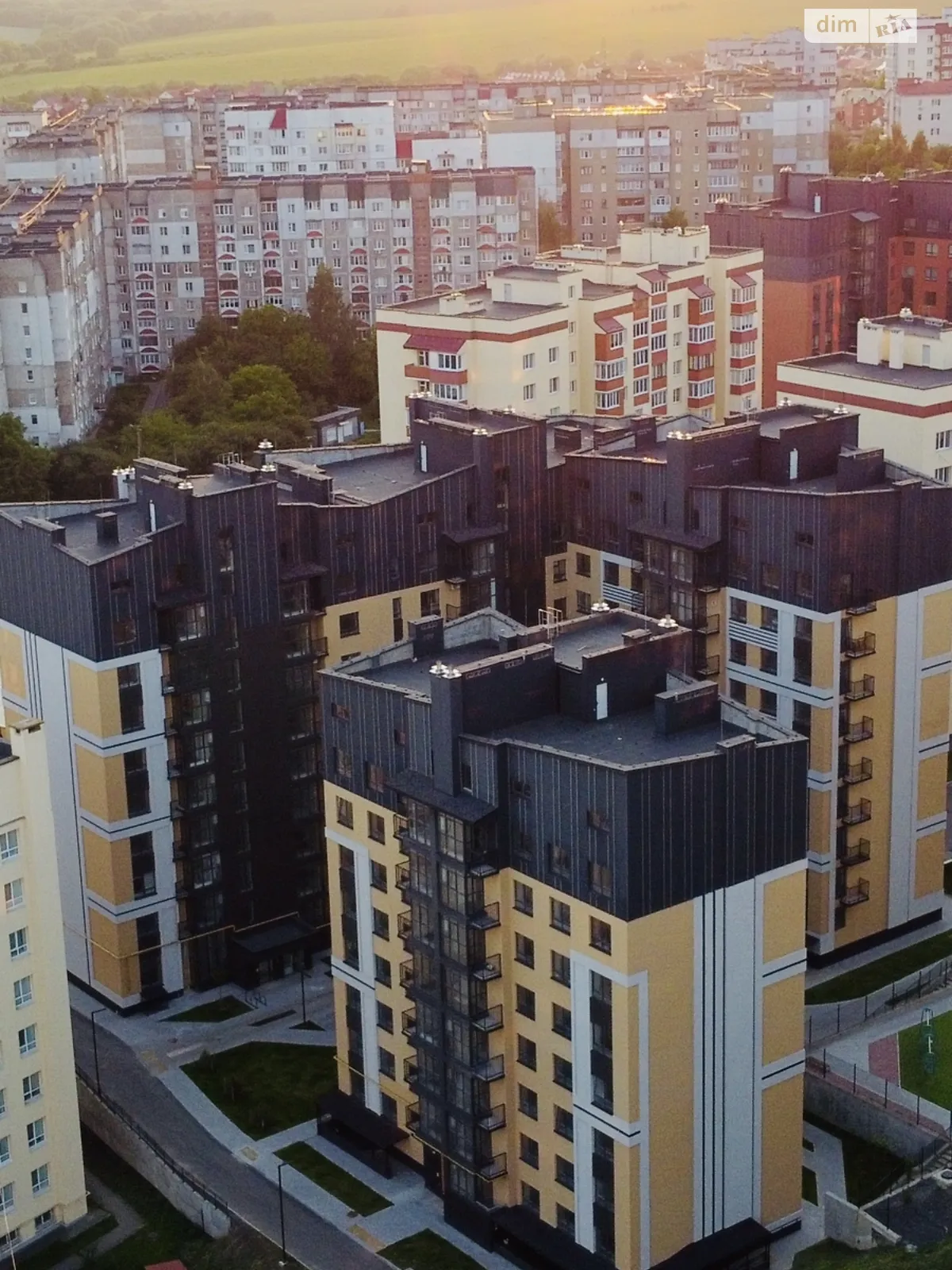 Продається 2-кімнатна квартира 67 кв. м у Хмельницькому, вул. Панаса Мирного, 20 - фото 1