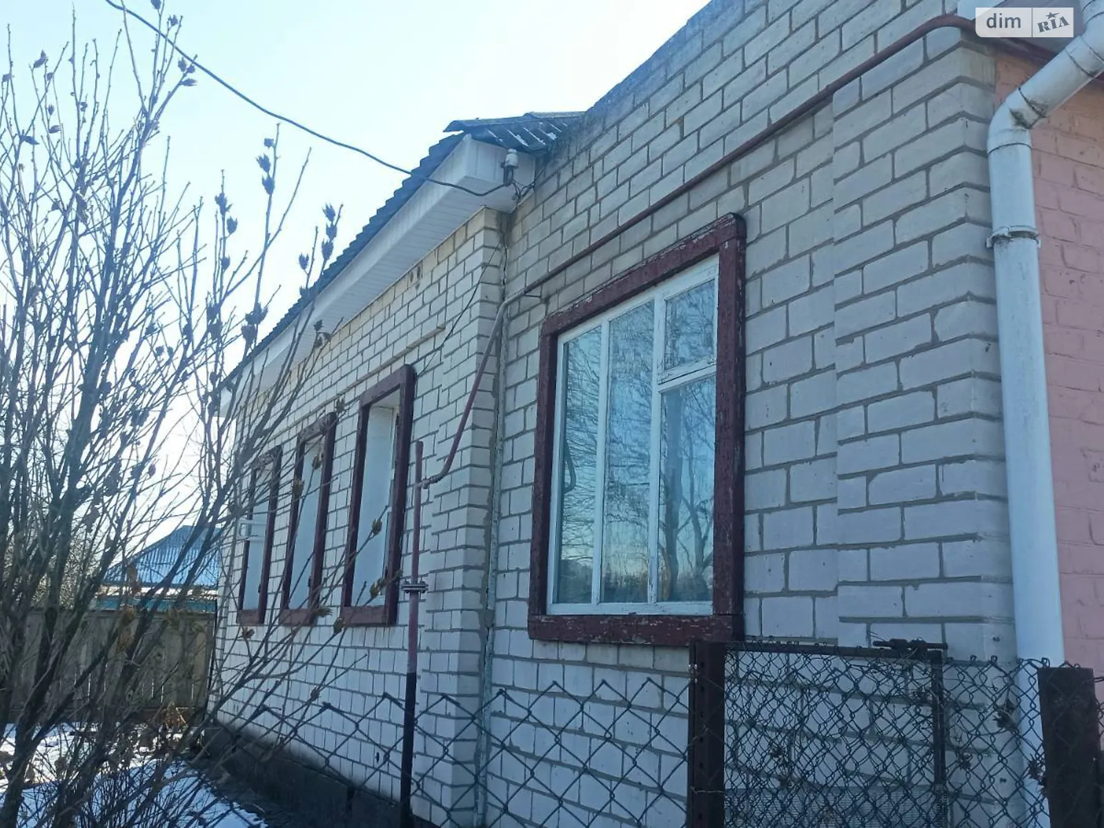 Продається одноповерховий будинок 103 кв. м с басейном, цена: 30000 $ - фото 1