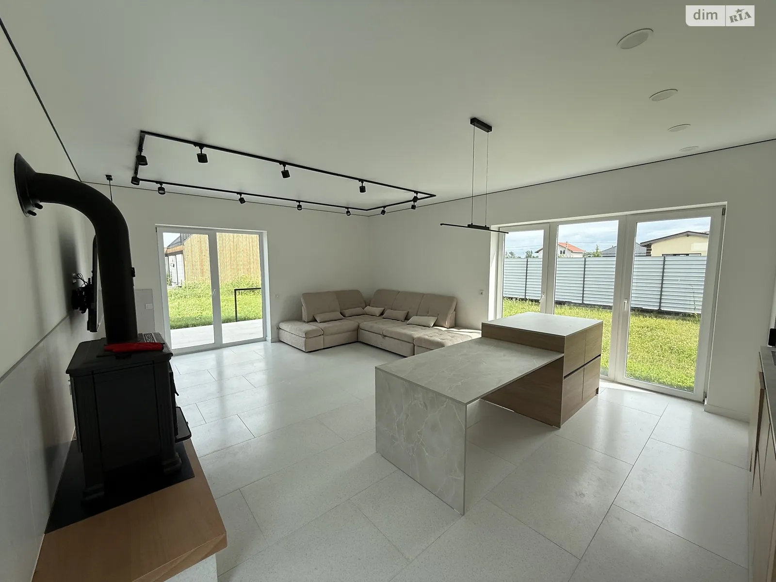 Продається будинок 2 поверховий 145 кв. м з садом, цена: 175000 $ - фото 1