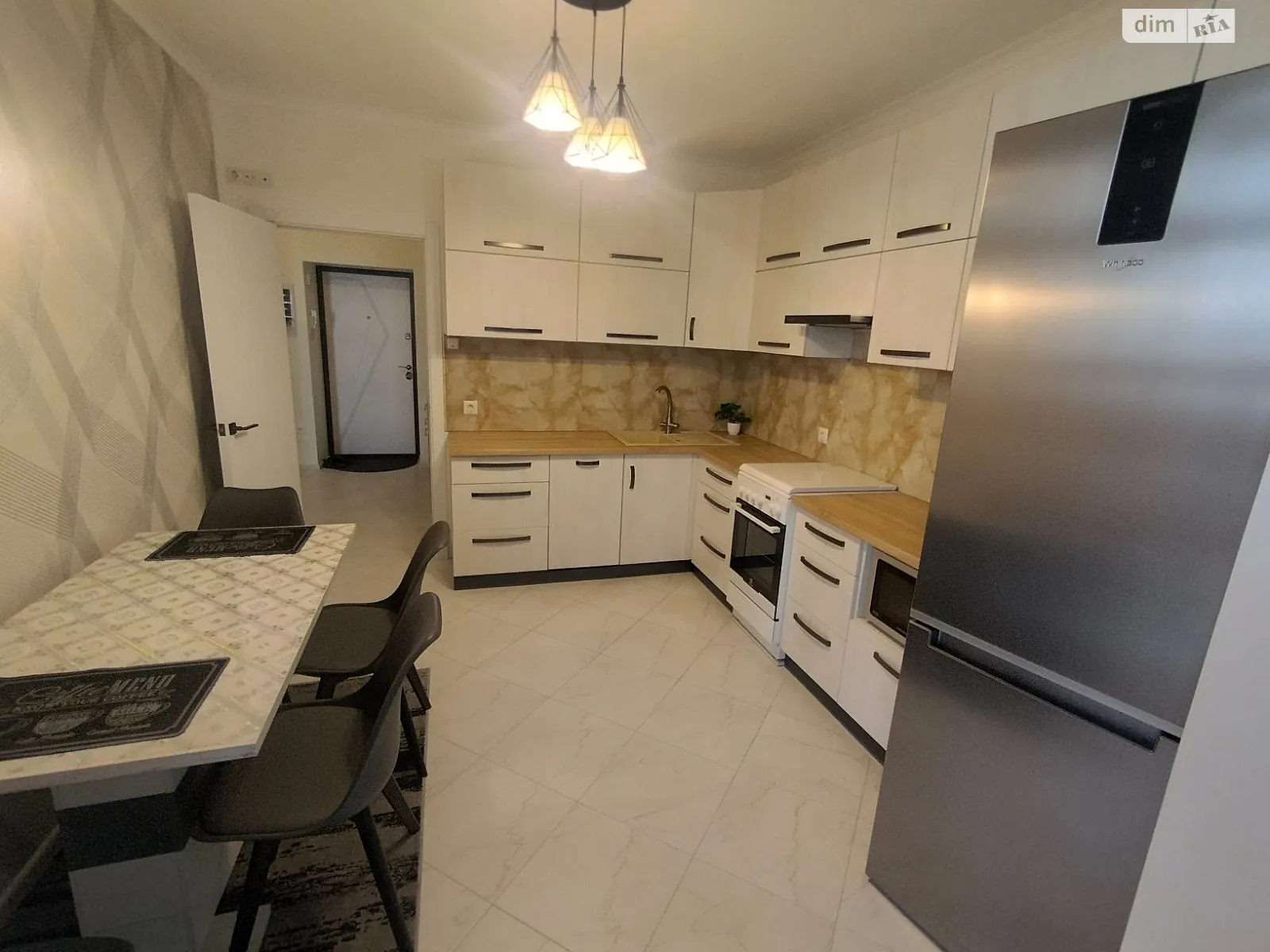 Продается 2-комнатная квартира 45.8 кв. м в Слобожанском, ул. Семейная - фото 1